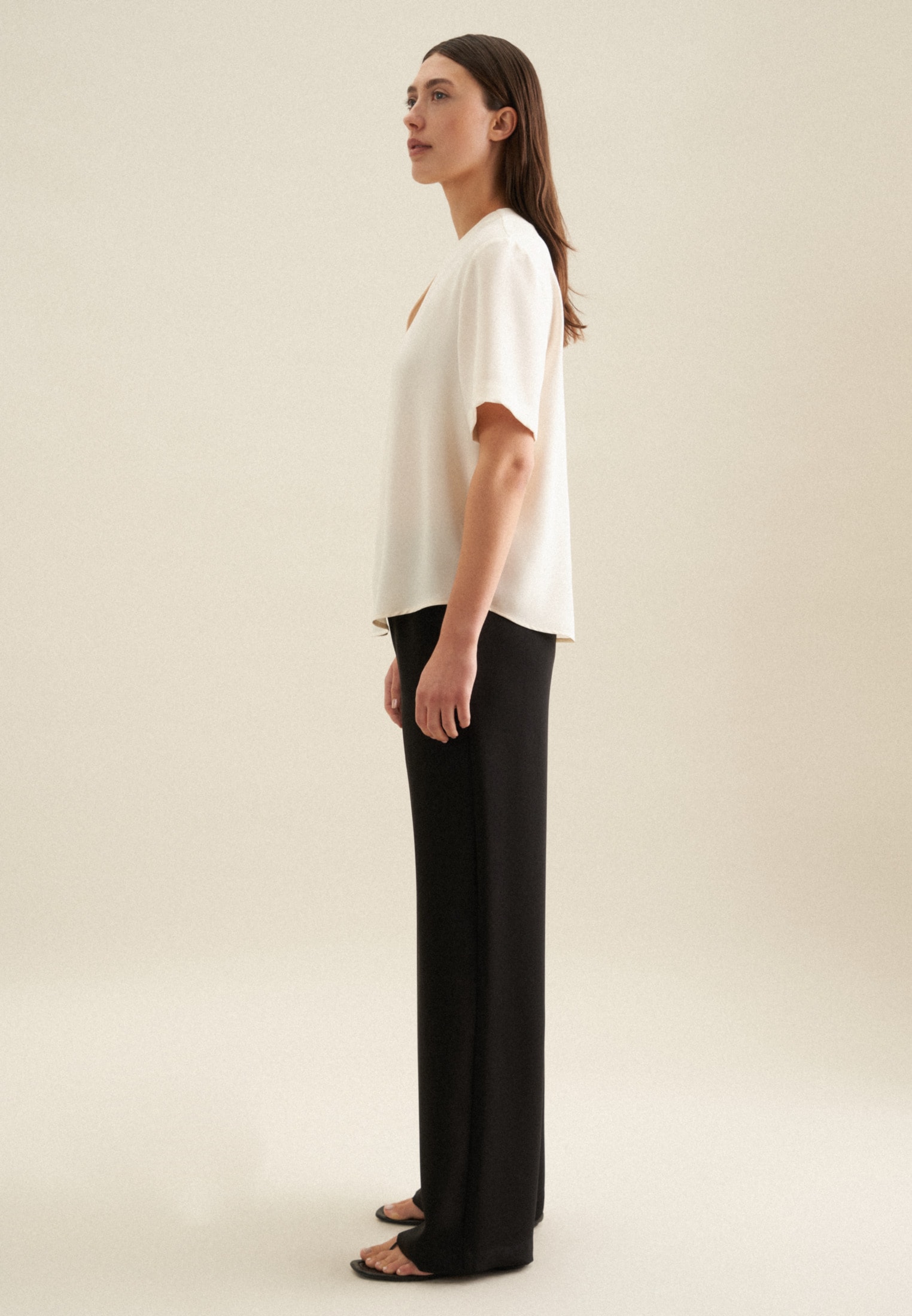 seidensticker Shirtbluse »Schwarze Rose« Kurzarm V-Neck Uni