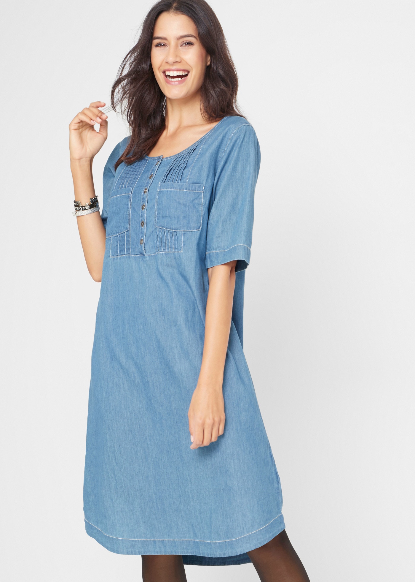 bonprix Jeanskleid aus weichem Jeans-Material, mit Biesen und Knopfleiste am Oberteil