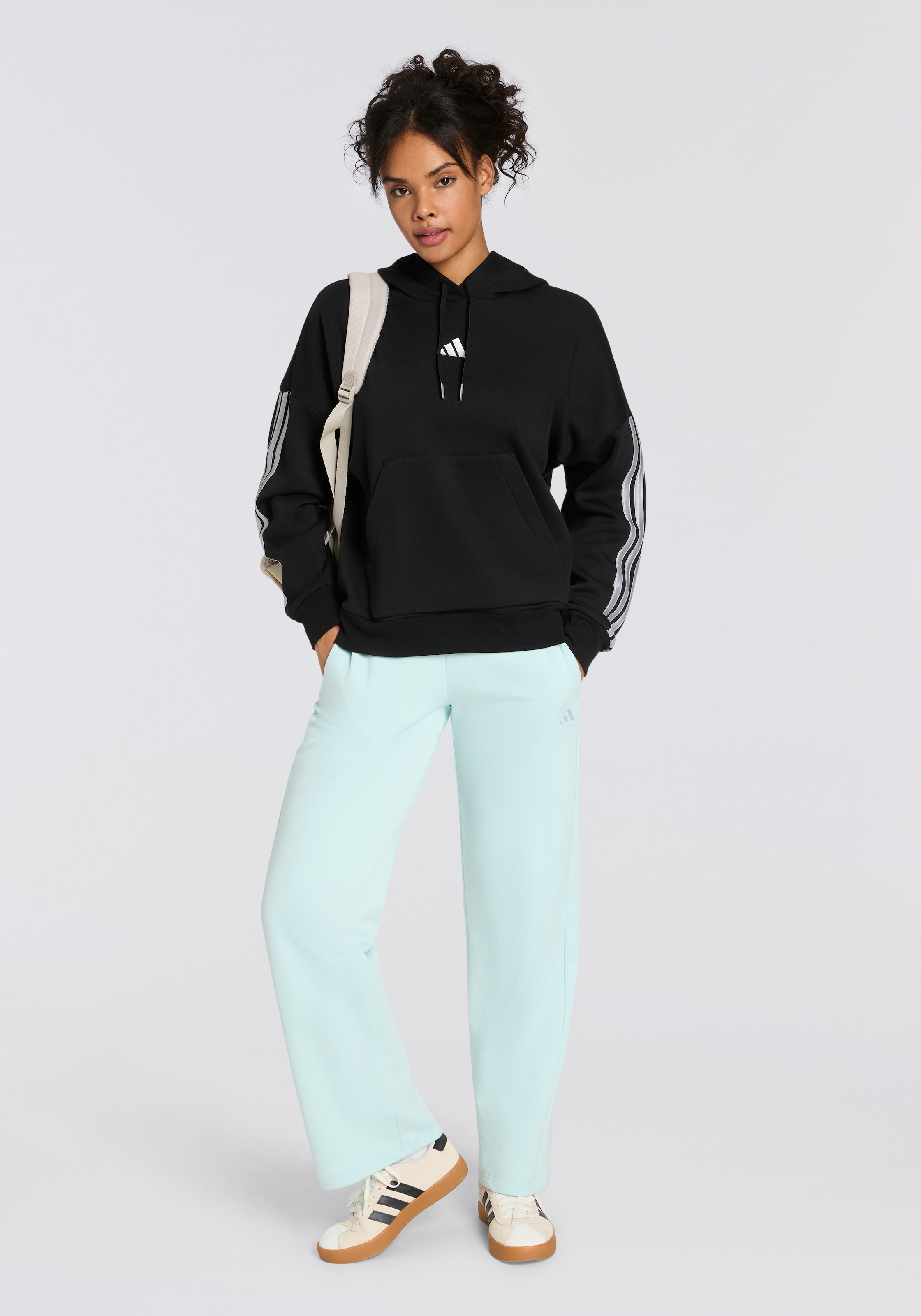 adidas Sportswear Kapuzensweatshirt »HOLIDAY 3-STREIFEN FLEECE HOODIE«
