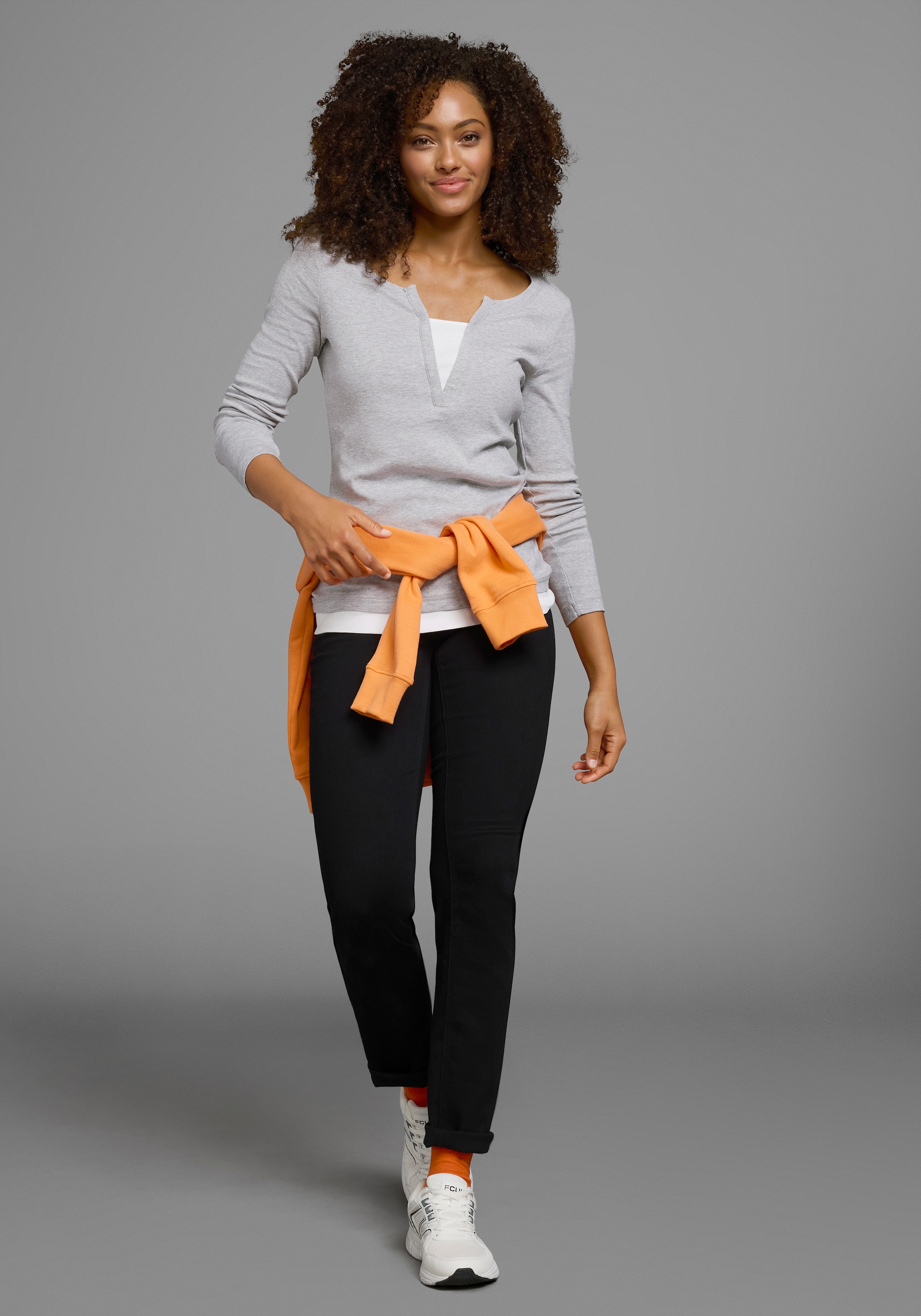 Flashlights 2-in-1-Langarmshirt, figurbetonte Passform, Rundhalsausschnitt, elastisches Material