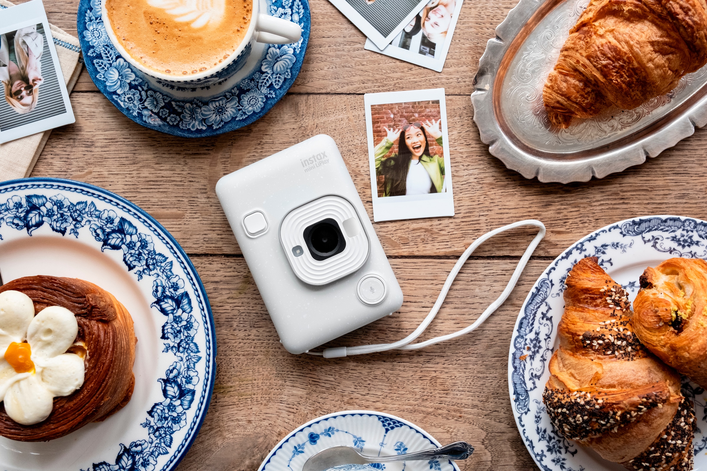 FUJIFILM Sofortbildkamera »INSTAX mini LiPlay«