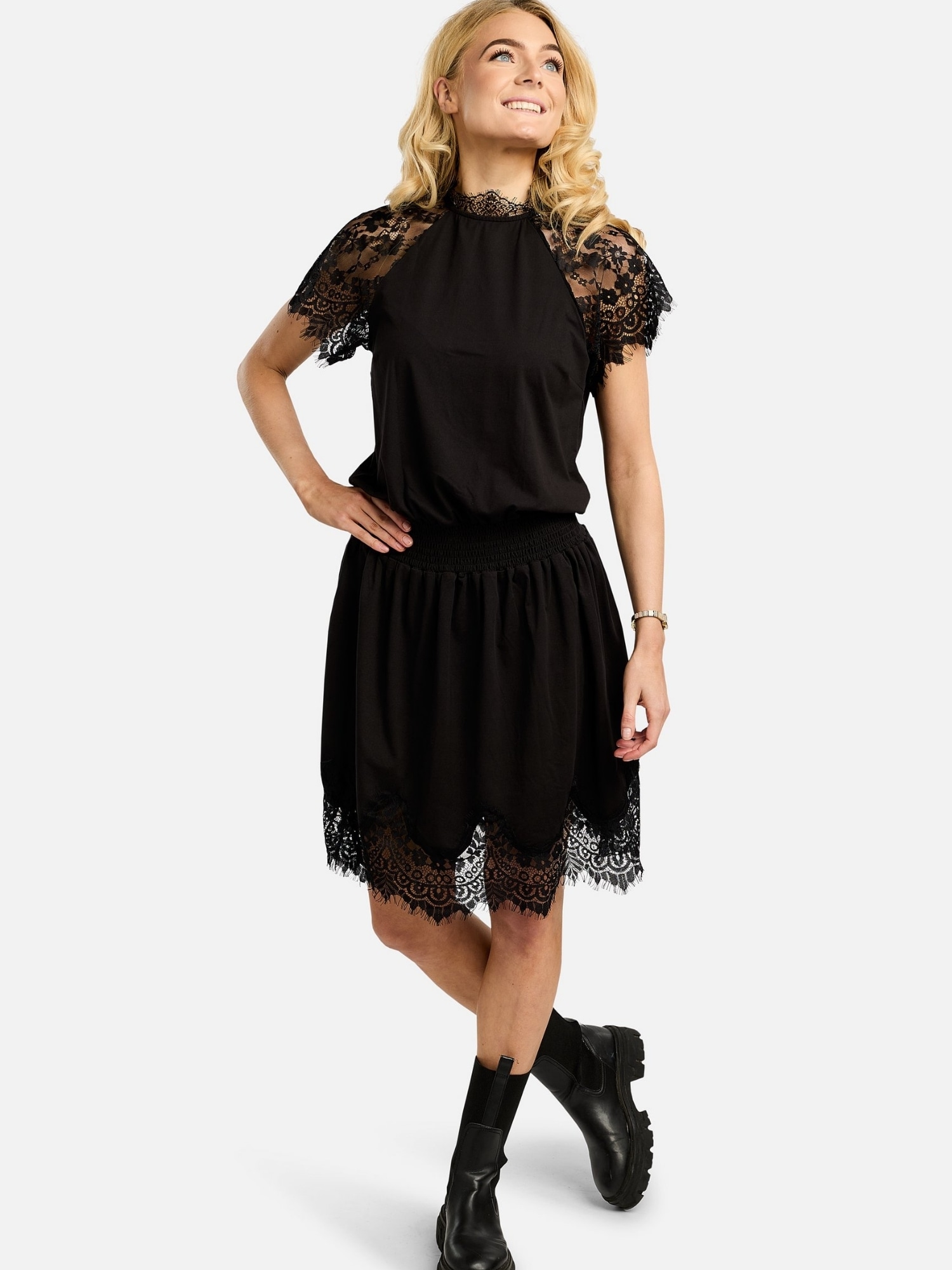 Liberté Essentiel "Liberté Essentiel Dress ALMA-SS"