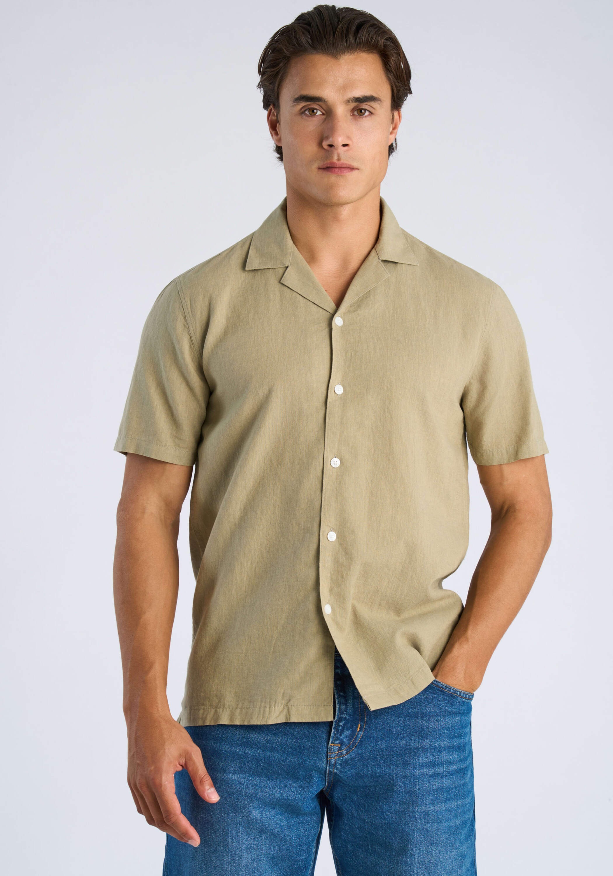 Lindbergh Herren Olive Stone Leinenhemd "Leinenhemd (Kurzarm) Relaxed Fit" erhältlich in Größe von Baur