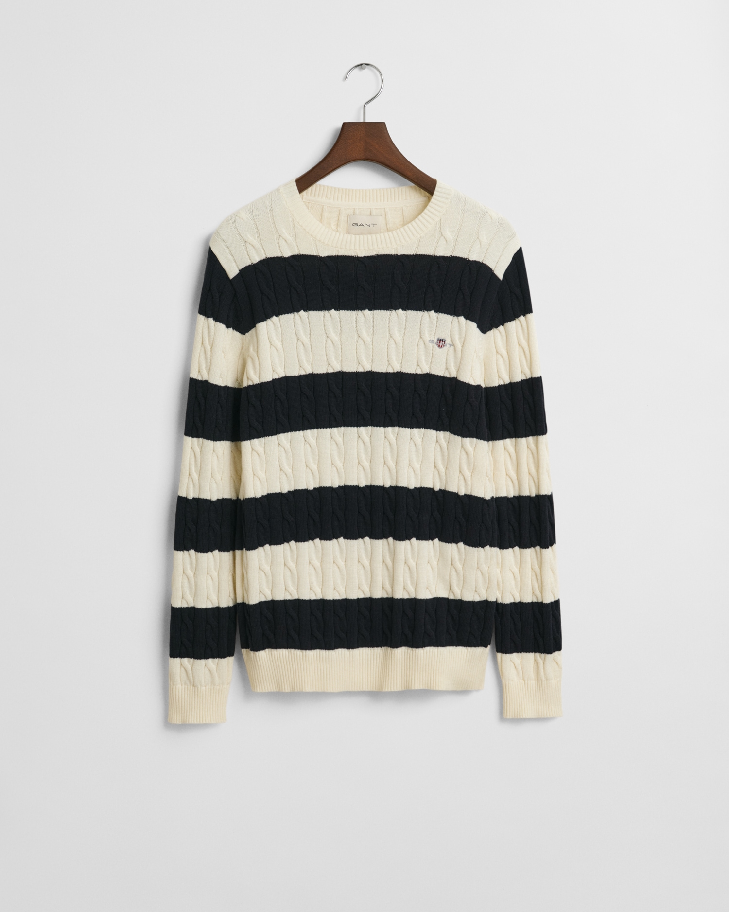 Gant Rundhalspullover »STRIPED COTTON CABLE C-NECK«, besticht durch ein durchgehendes Streifenmuster in Zopfstrickstruktur