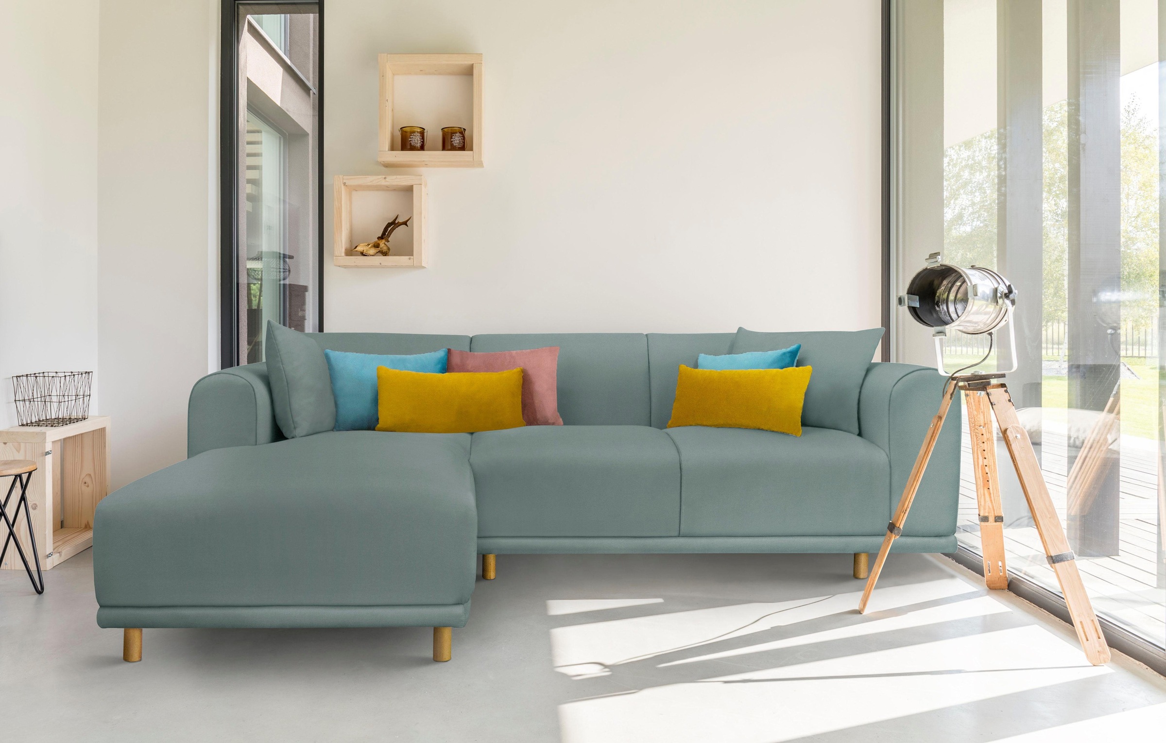 andas Ecksofa »Maroon L-Form«, in skandinavischem Design, mit losen Kissen