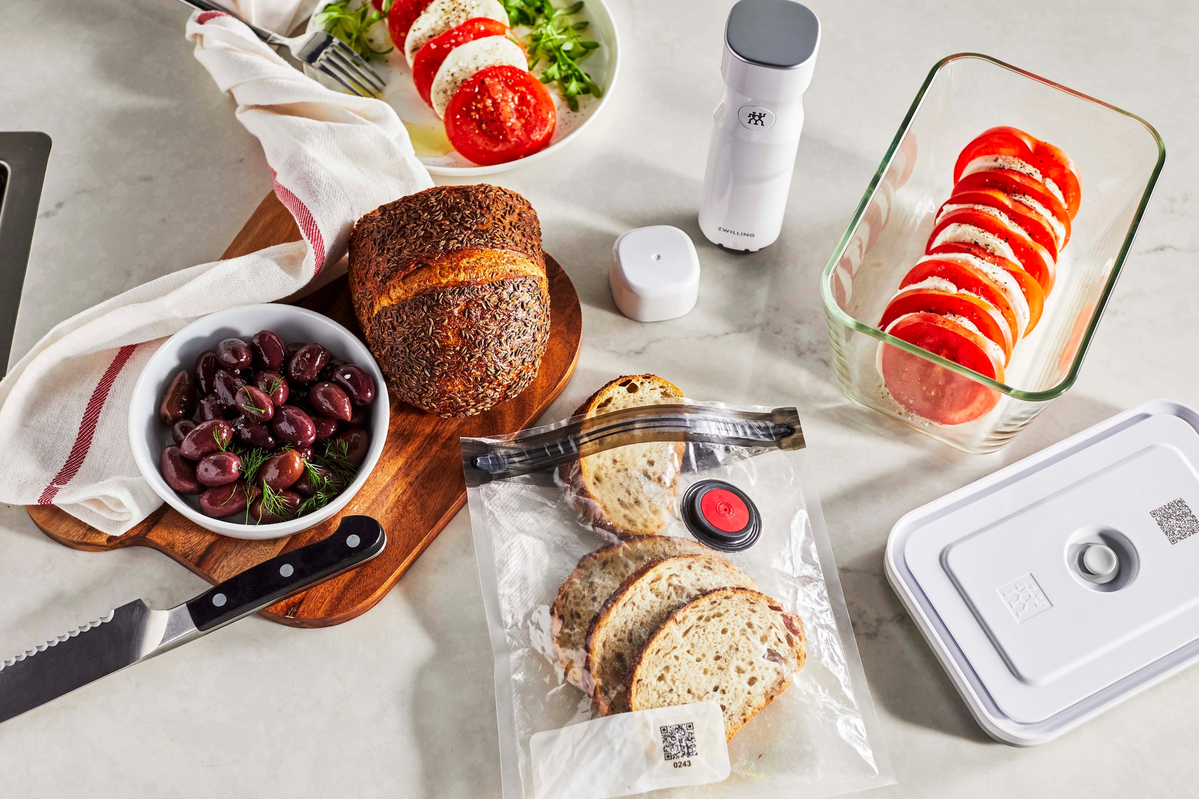 Zwilling Vakuumbehälter "Fresh & Save" Set, Vakuumpumpe inkl. 2 Vakuumboxen günstig online kaufen