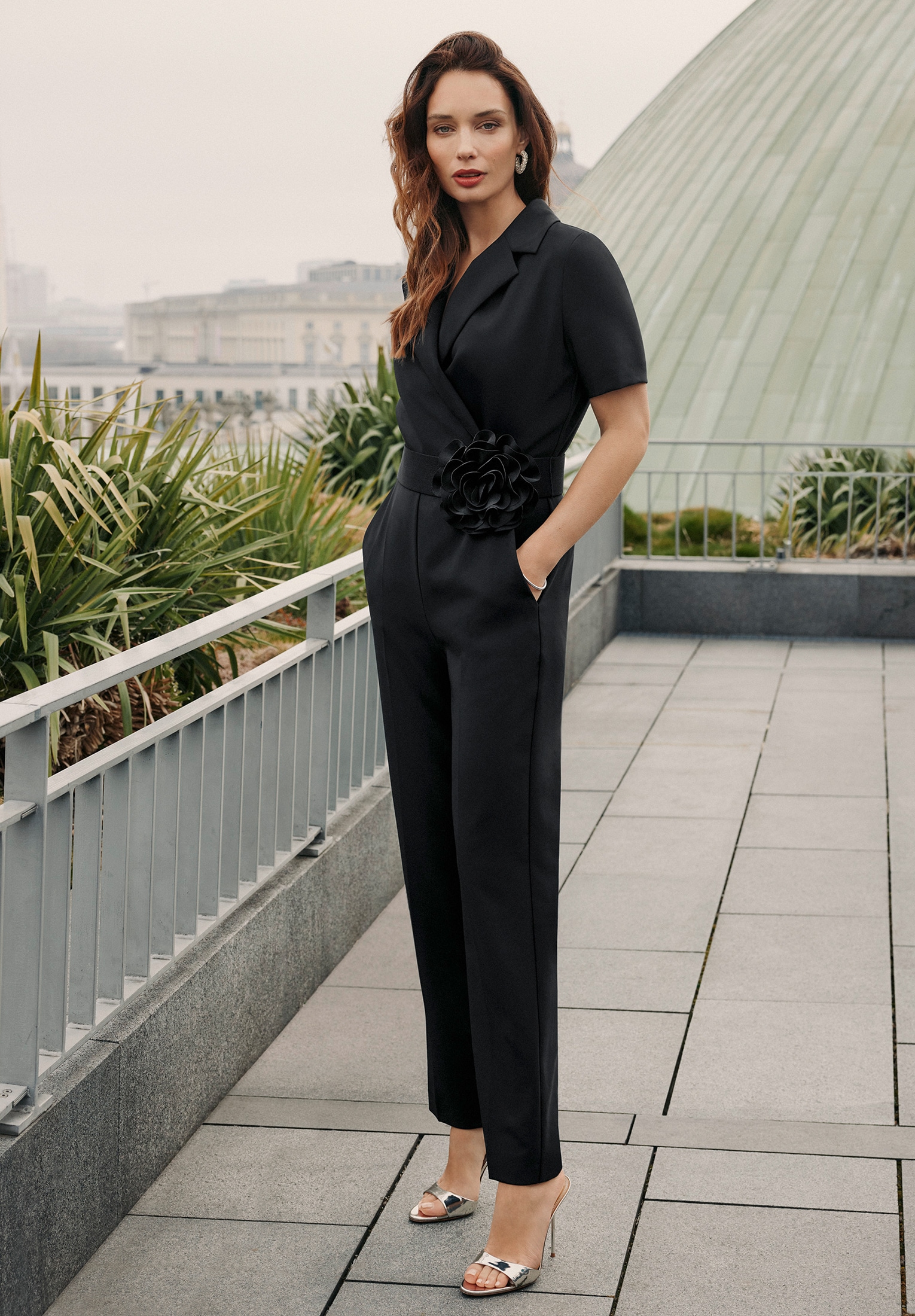 Vera Mont Overall »Vera Mont Jumpsuit mit Gürtel«, (1 tlg.)