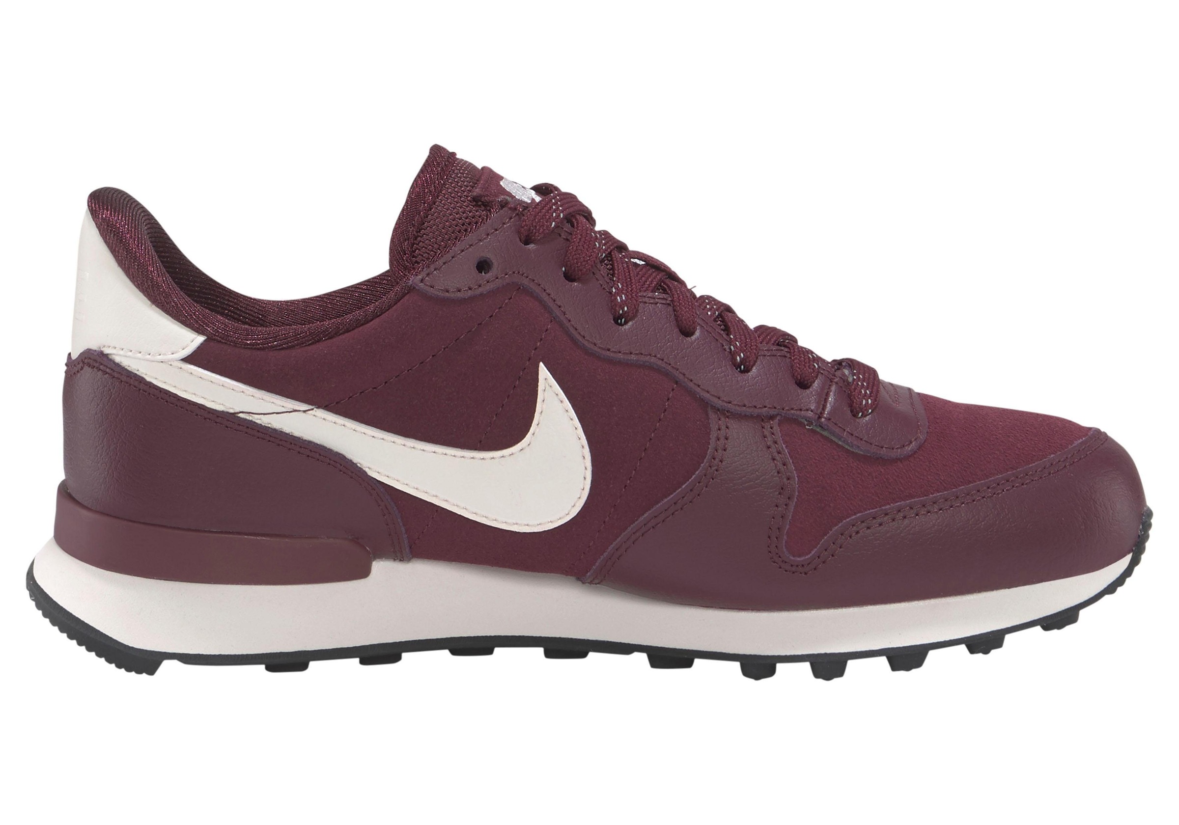 nike sportswear wmns internationalist