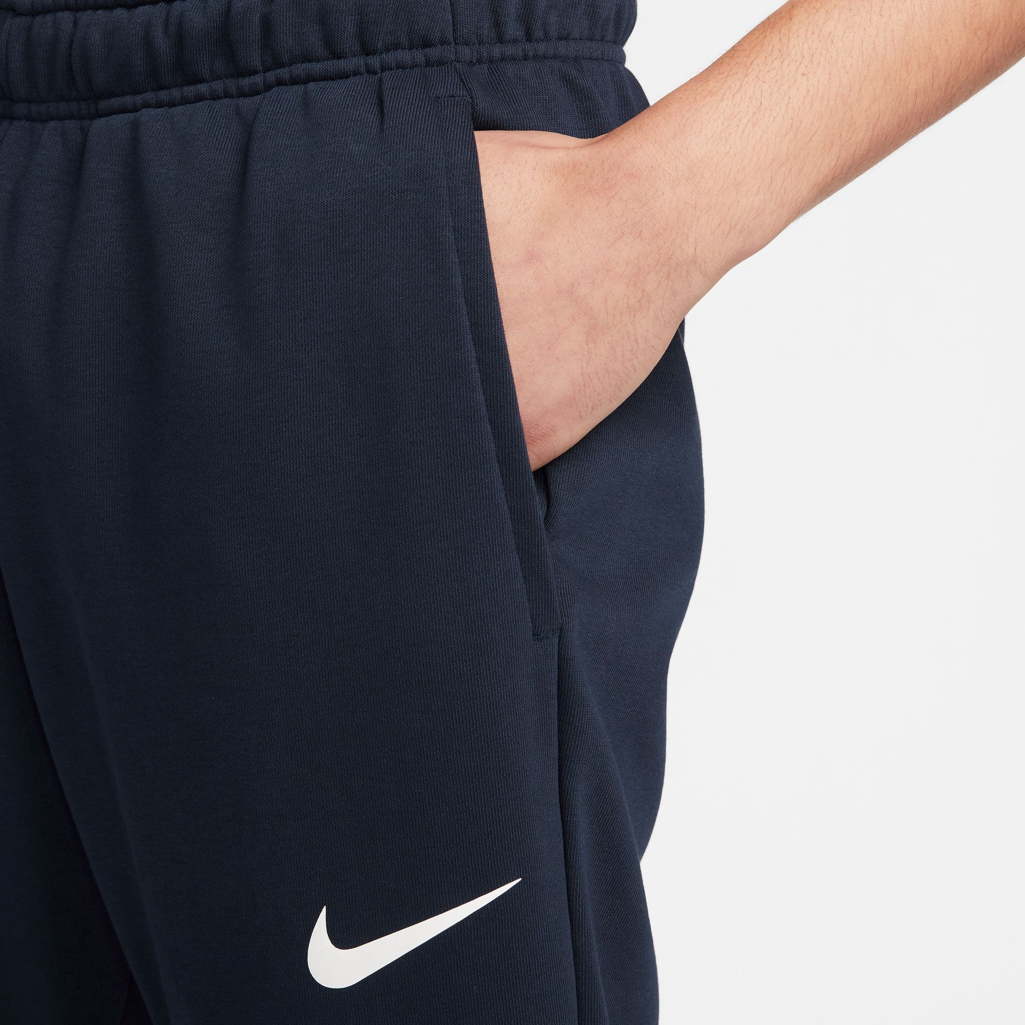 Nike Trainingshose »DRI-FIT MEN'S TAPERED TRAINING PANTS«
