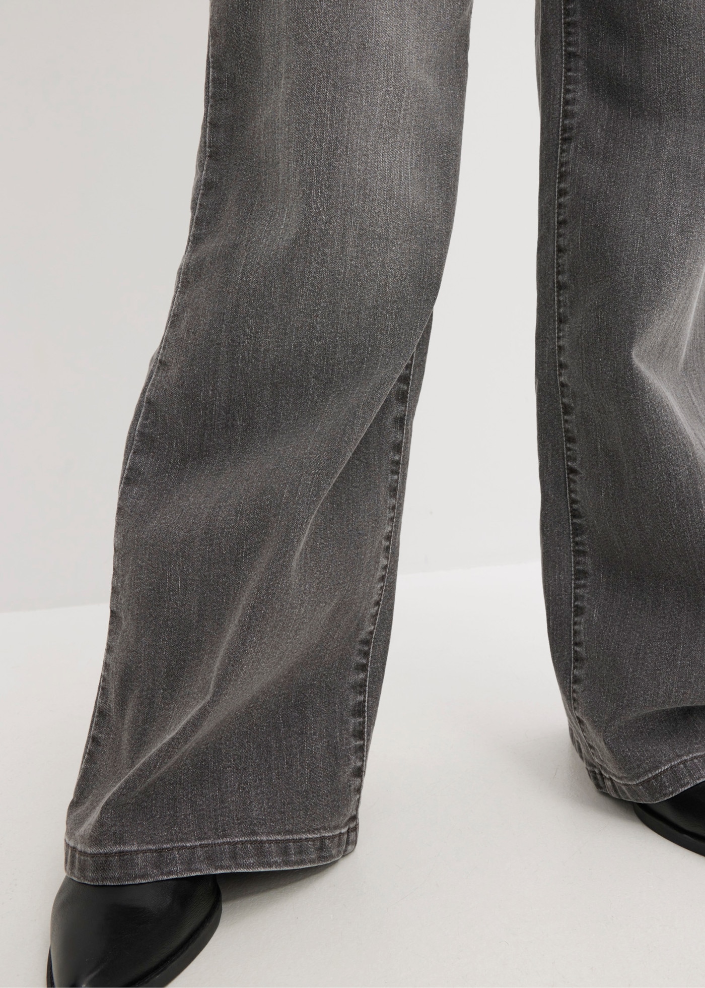 bonprix Weite Jeans Loose Fit, 5-Pocket-Style, Wide-Leg Jeans, Mid Waist