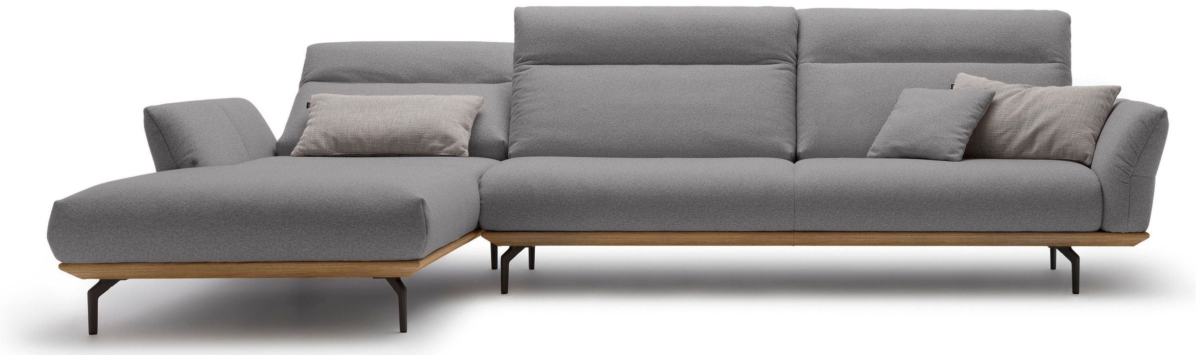 Creation BY ROLF BENZ Ecksofa »CR.460«, Sockel in Nussbaum, Winkelfüße in Umbragrau, Breite 338 cm