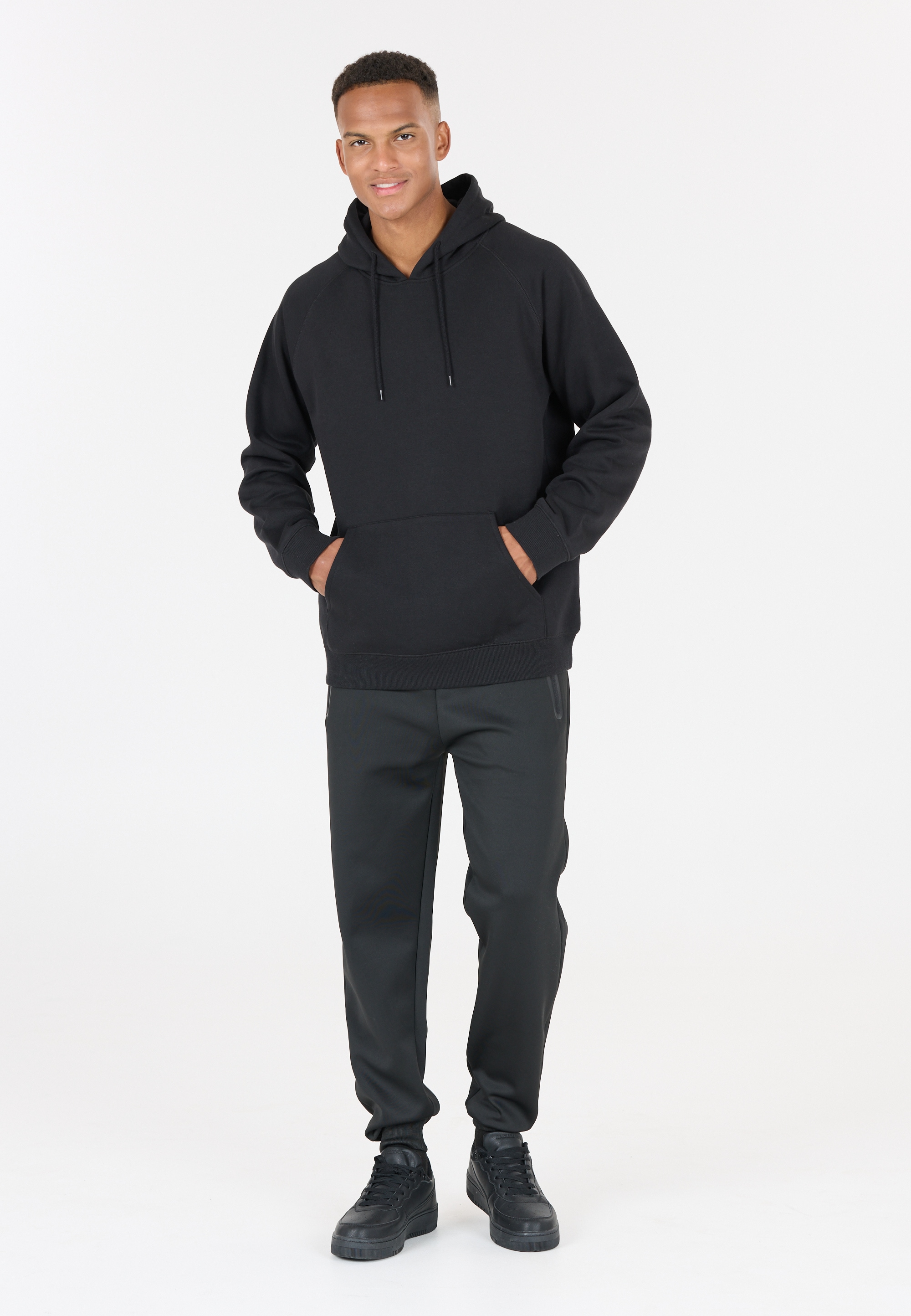 CRUZ Kapuzensweatshirt »Alfredo«, im klassisch-sportlichen Design