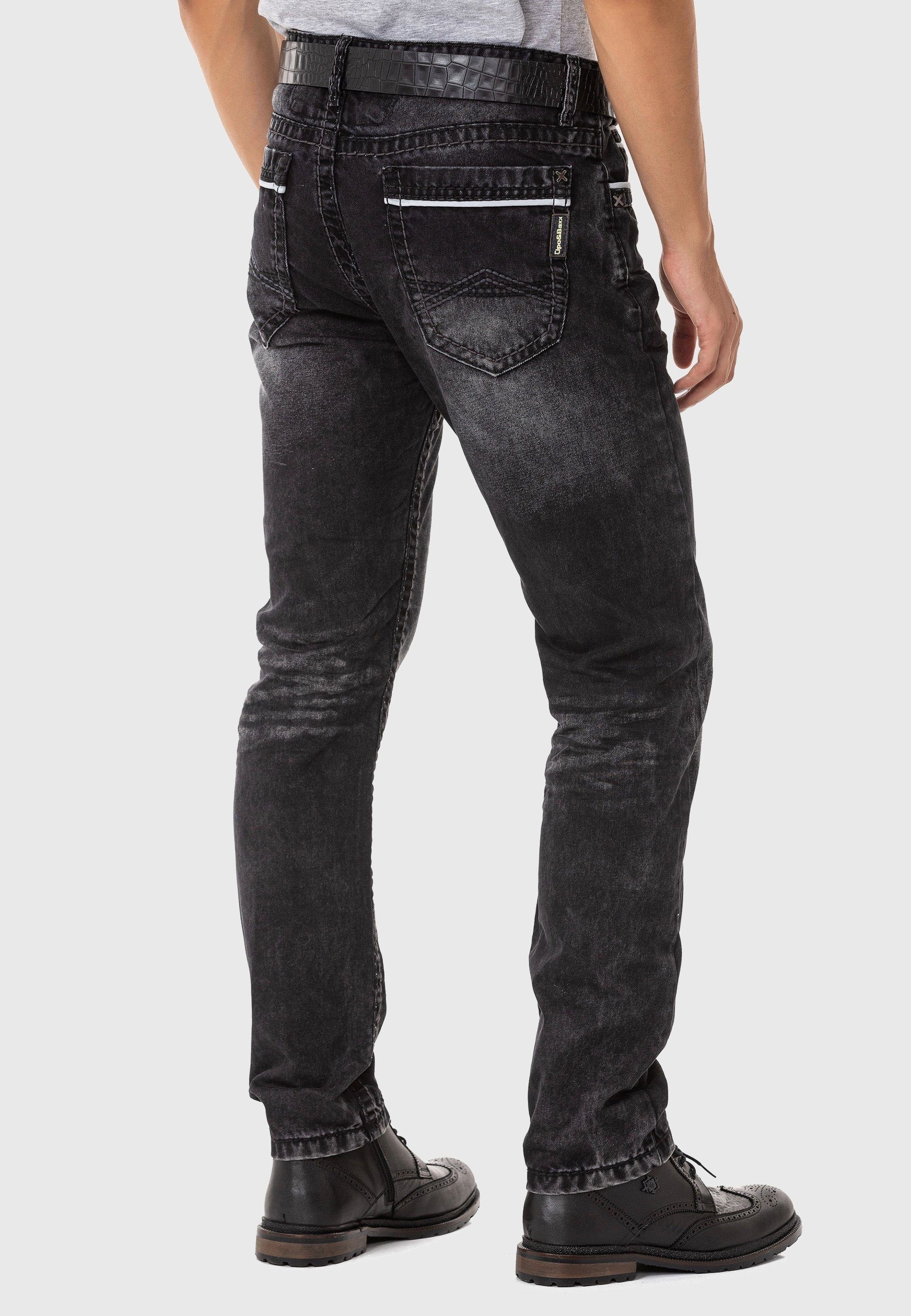 Cipo & Baxx Straight-Jeans »Jeans«, In Straight Fit, CD-148