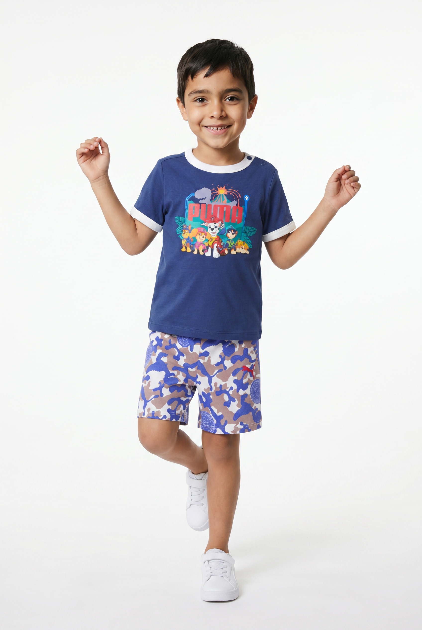 PUMA Trainingsanzug "X PAW PATROL MINICATS TEE AND SHORTS SET INF" 2 zweiteiliges Set, Regular Fit, ohne Kapuze