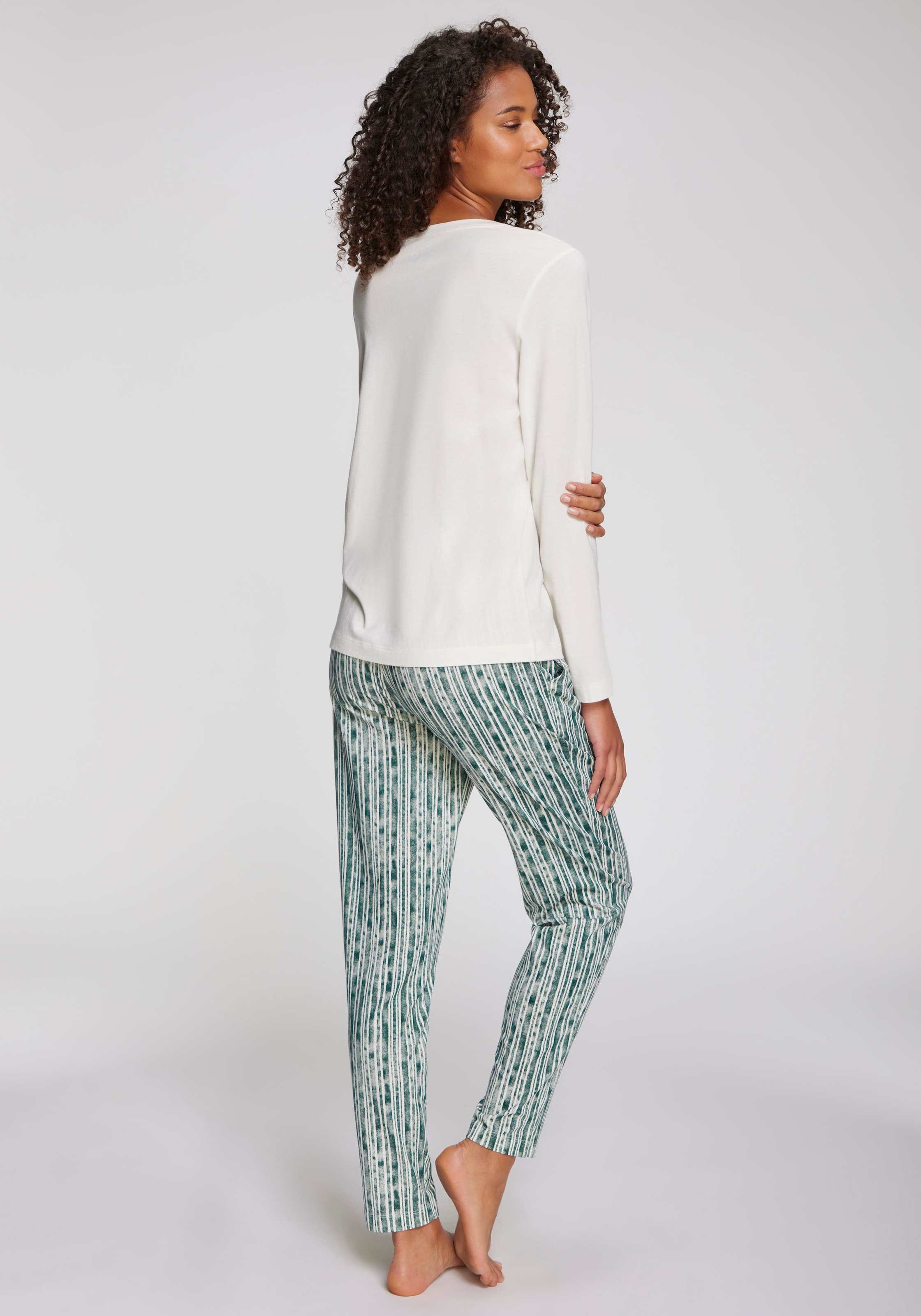 Vivance Dreams Pyjama, (2 tlg.), Mit schönem Muster