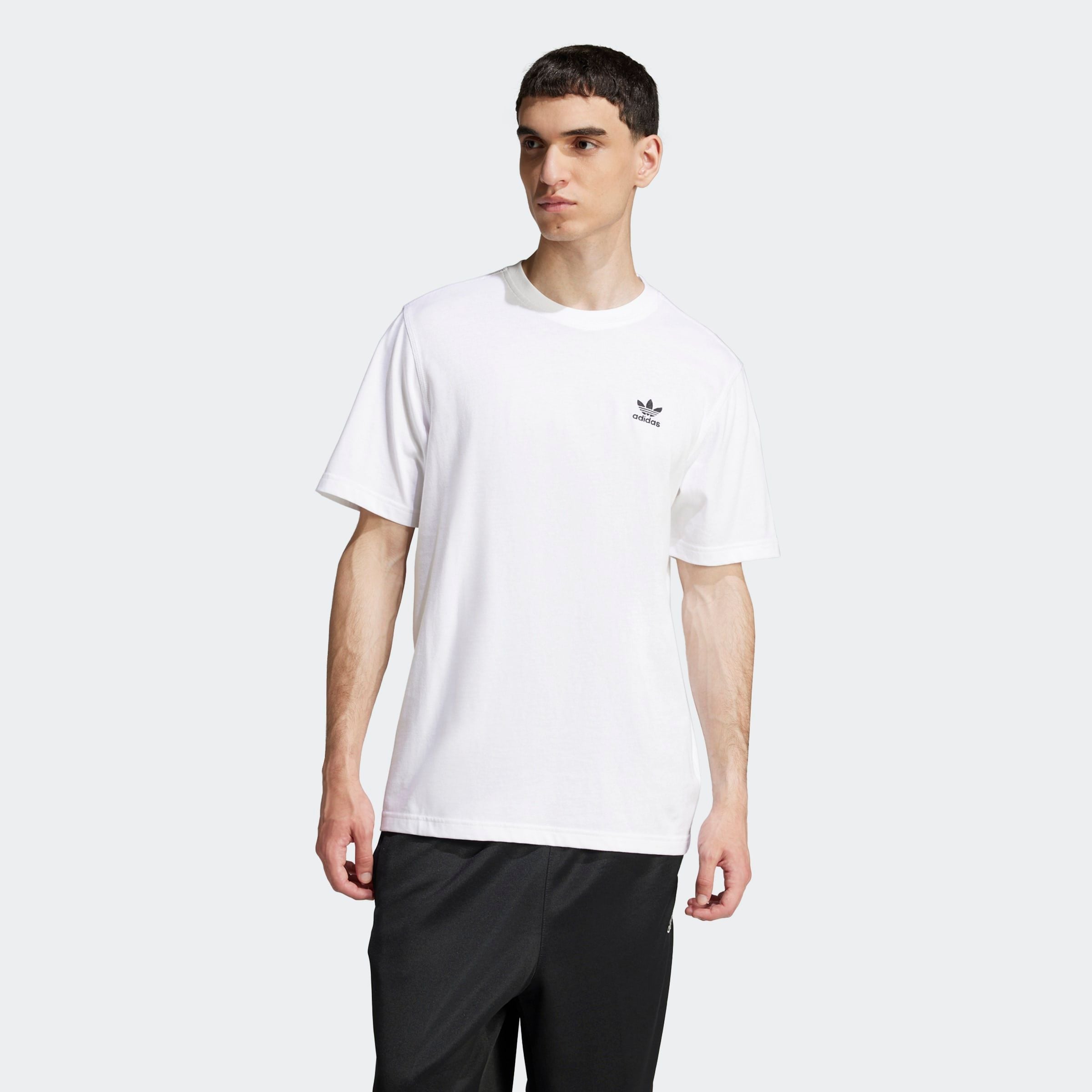 adidas Originals T-Shirt "TREFOIL ESS TEE" mit Trefoil Logo auf der Brust, Kurzarm, aus Baumwolljersey
