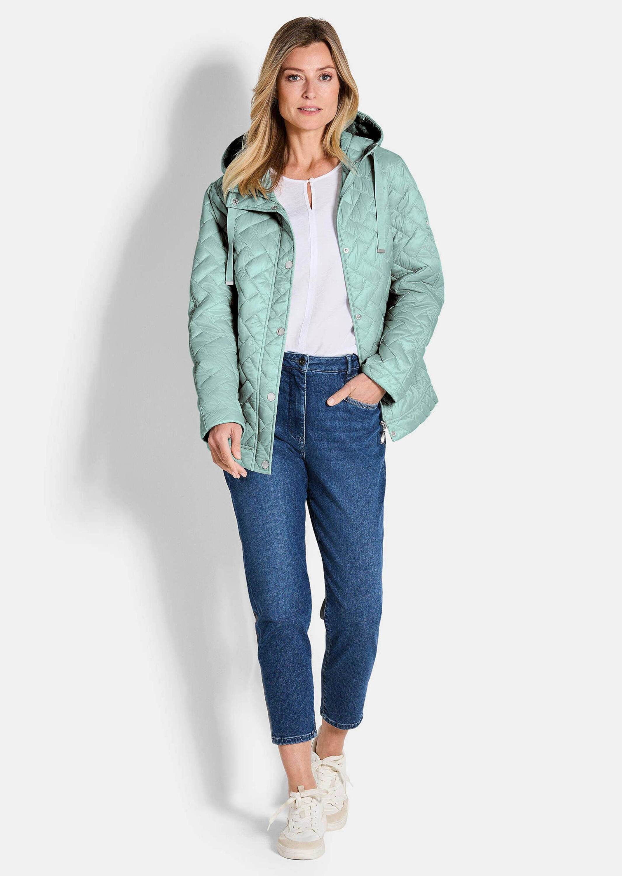 GOLDNER Kurzjacke "Leichte Steppjacke mit Kapuze" Mit dekorativen Ripsbände günstig online kaufen