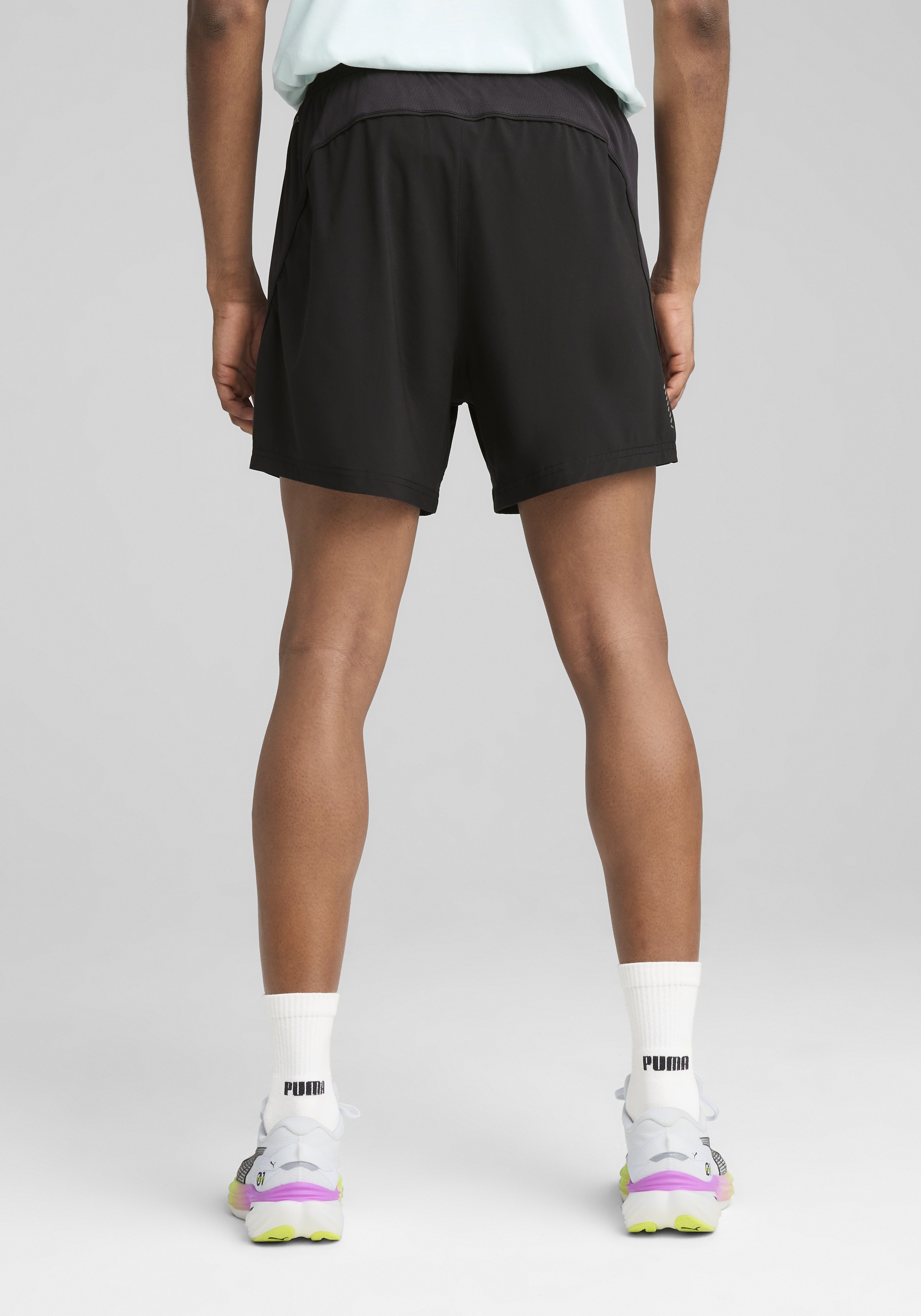 PUMA Laufshorts »M RUN VELOCITY 5" SHORT«  für Training, mit Stauraum, DryCELL Technologie, Regular Fit