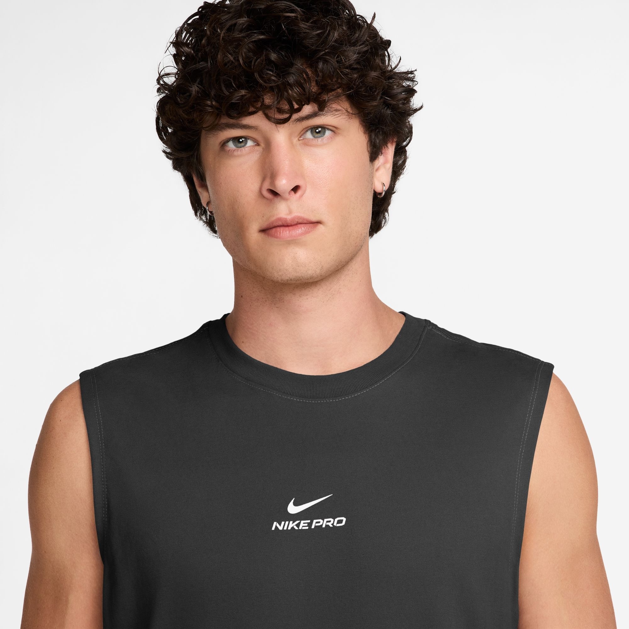 Nike T-Shirt »M NK DF TEE STD SL PRO« für Teens, sportlicher Stil, für aktive Freizeitgestaltung