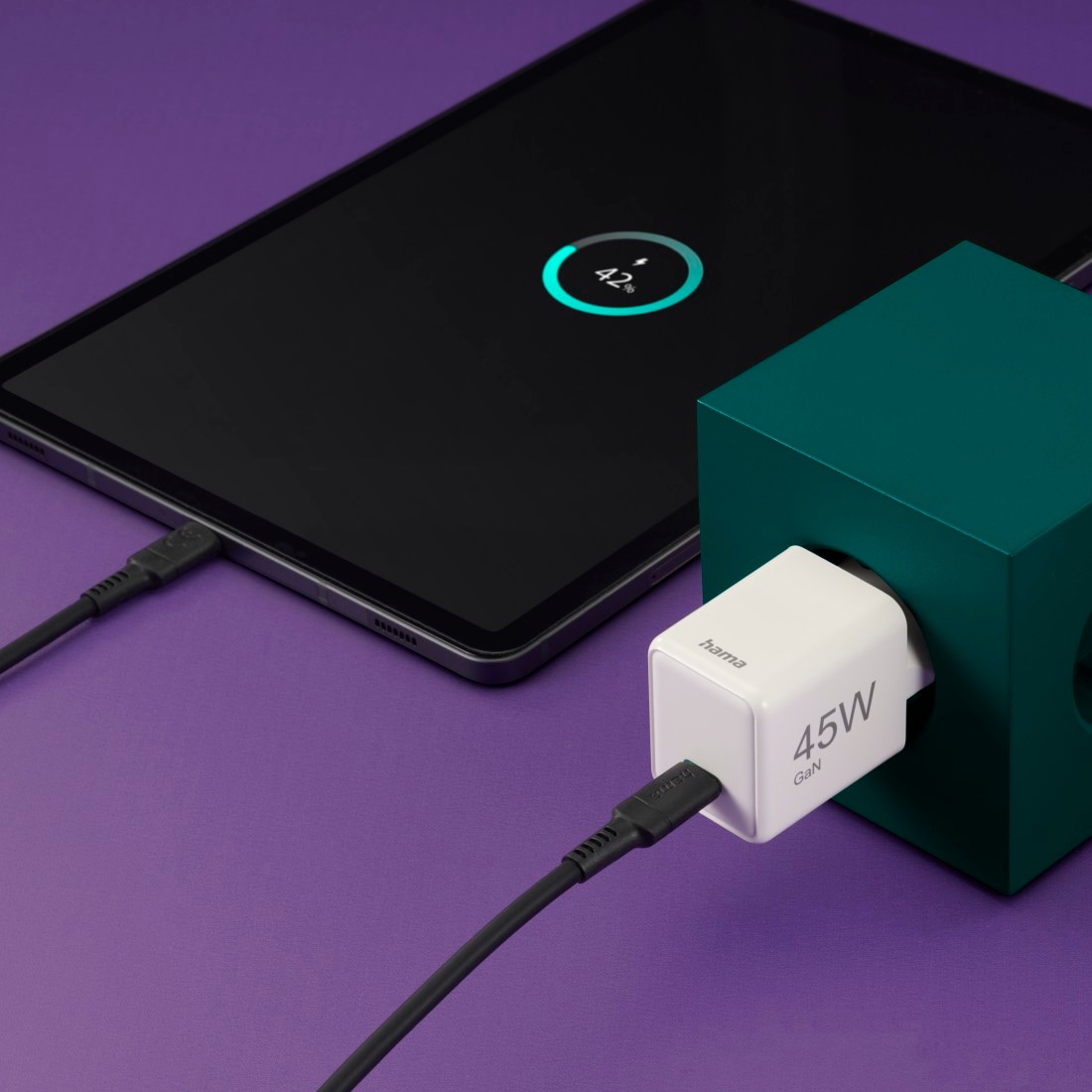 Hama Schnelllade-Gerät »Schnellladegerät (USB-C, PD/QC, extraklein 3,8 x 3,0 x 3,6 cm, 45 W)«, (1 St.)