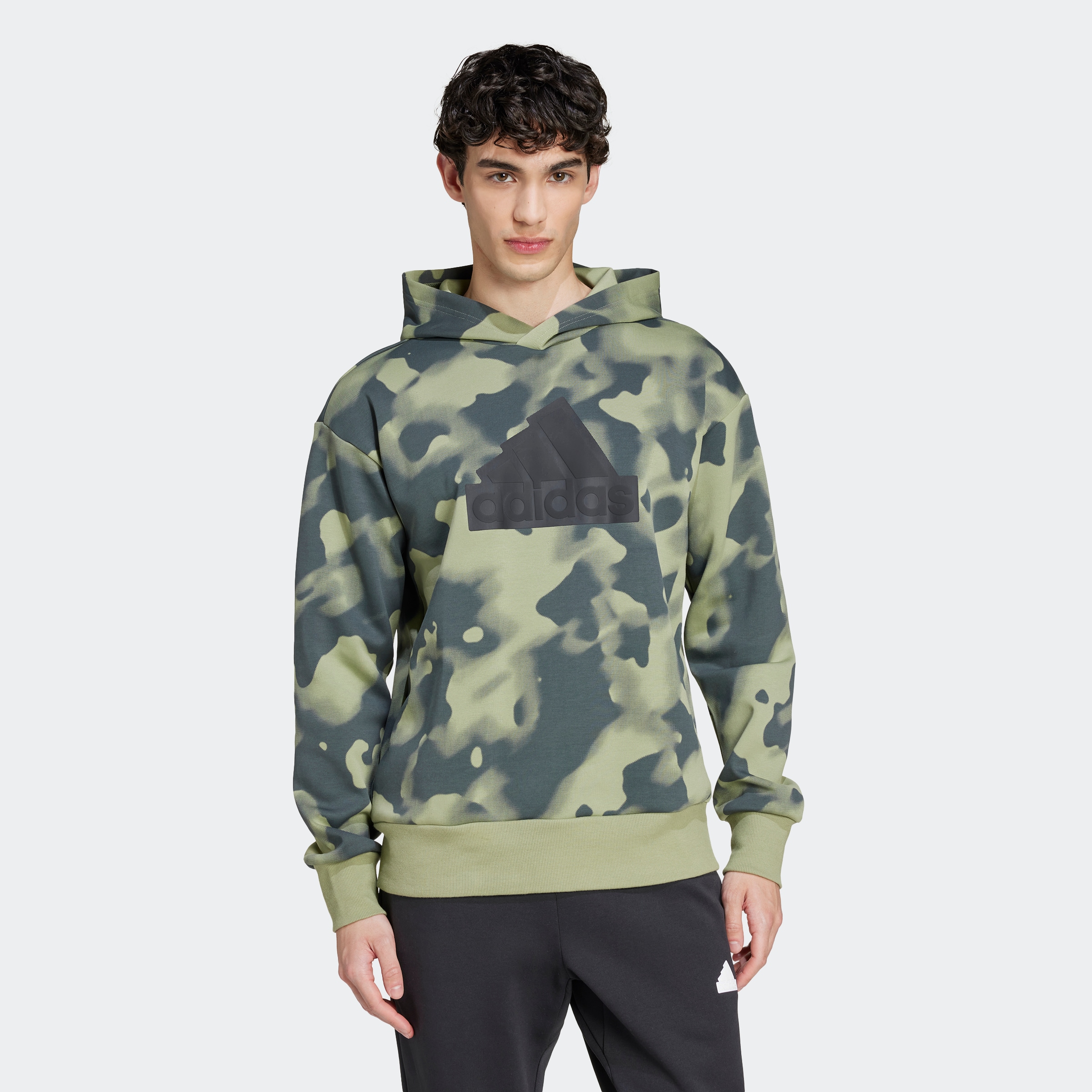 adidas Sportswear Kapuzensweatshirt "M FI BOS HD AOP"