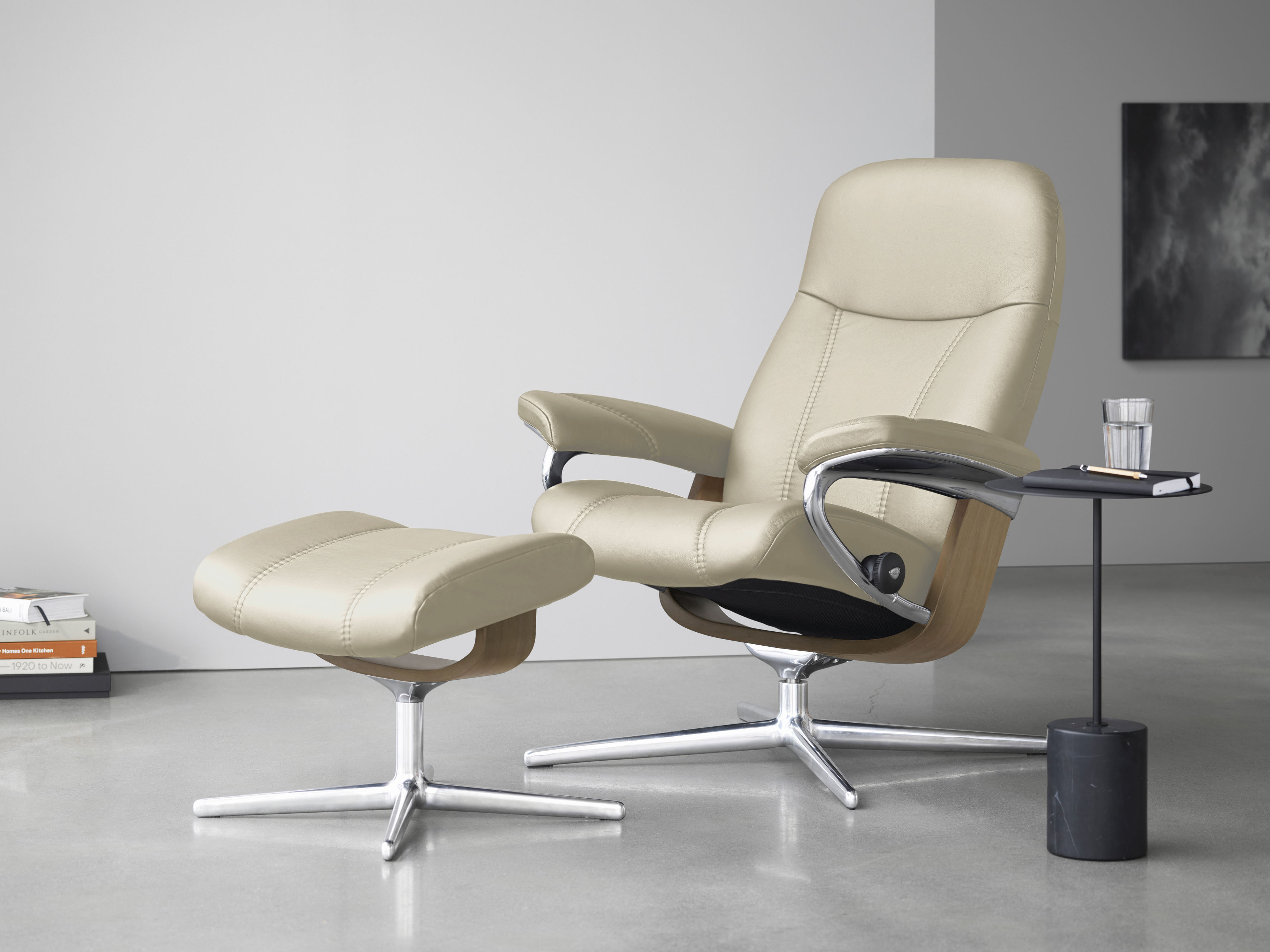 Stressless Relaxsessel "Consul" mit Cross Base, Größe S, M & L, Holzakzent Eiche, in 2 Bezugsqualitäten lieferbar