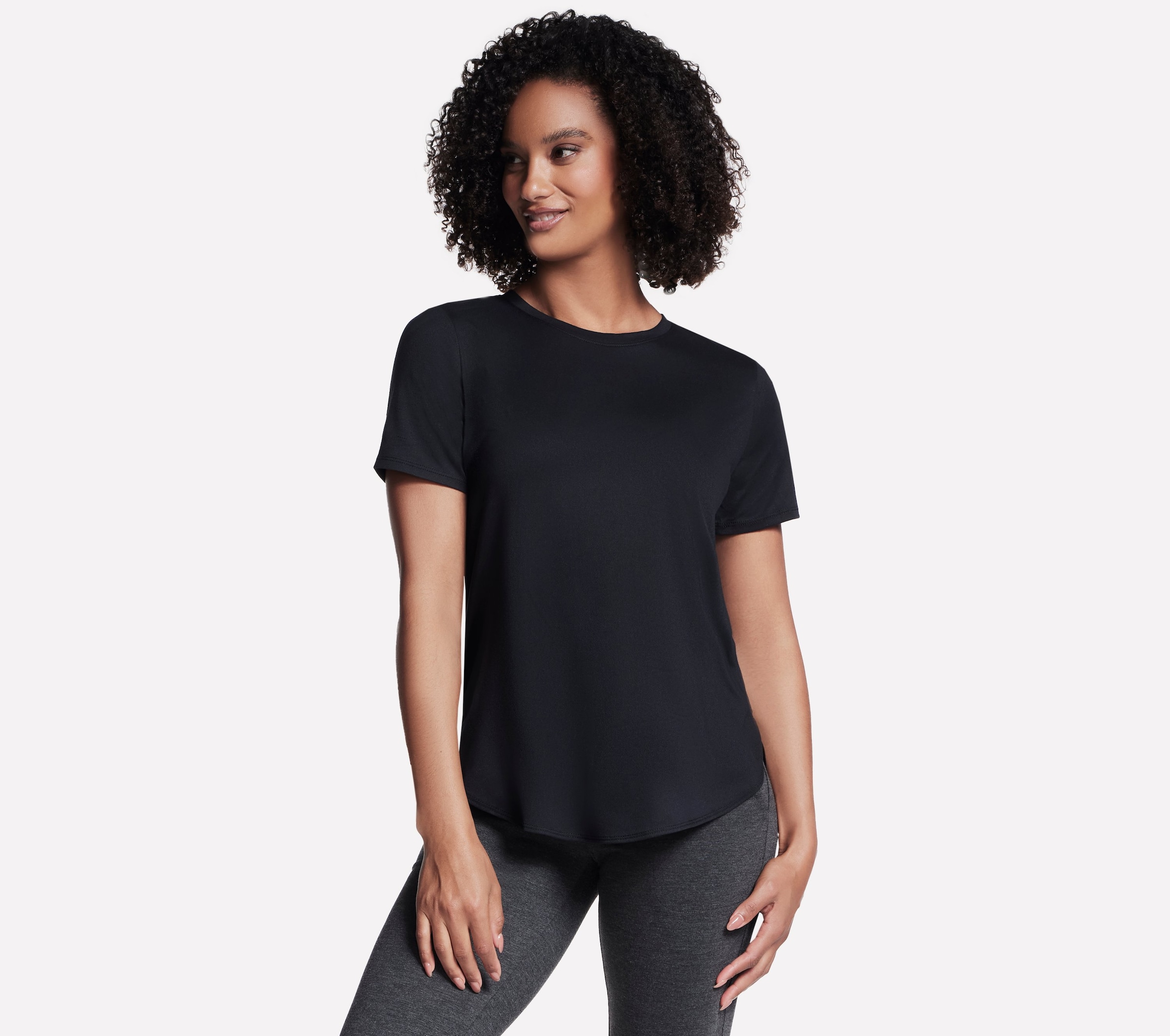 Skechers Funktionsshirt "Tunic Tee" mit Markenlabel, aus Polyester und Elasthan, elastisches Material