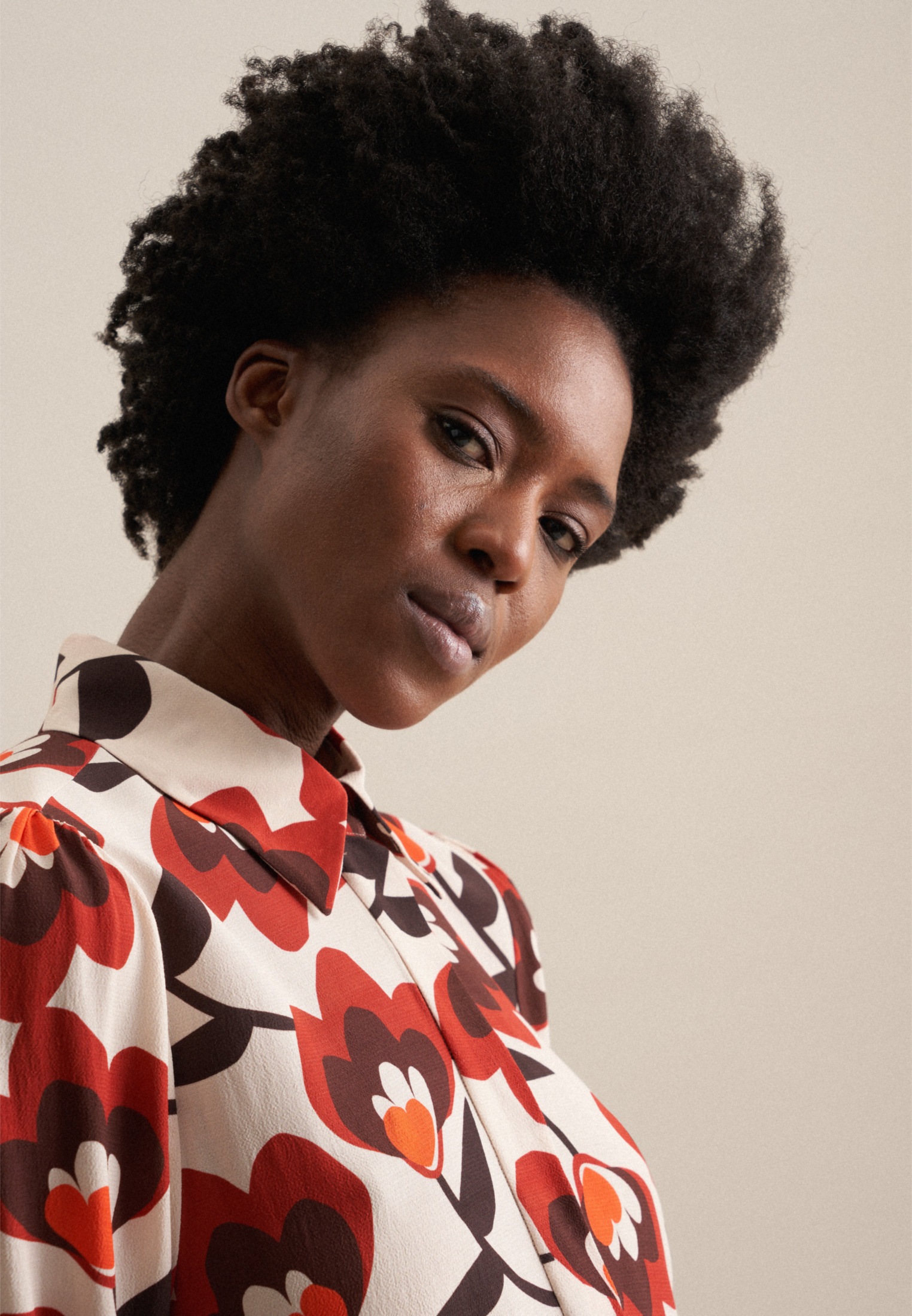 seidensticker Sommerkleid »Schwarze Rose« Langarm Kragen Druck