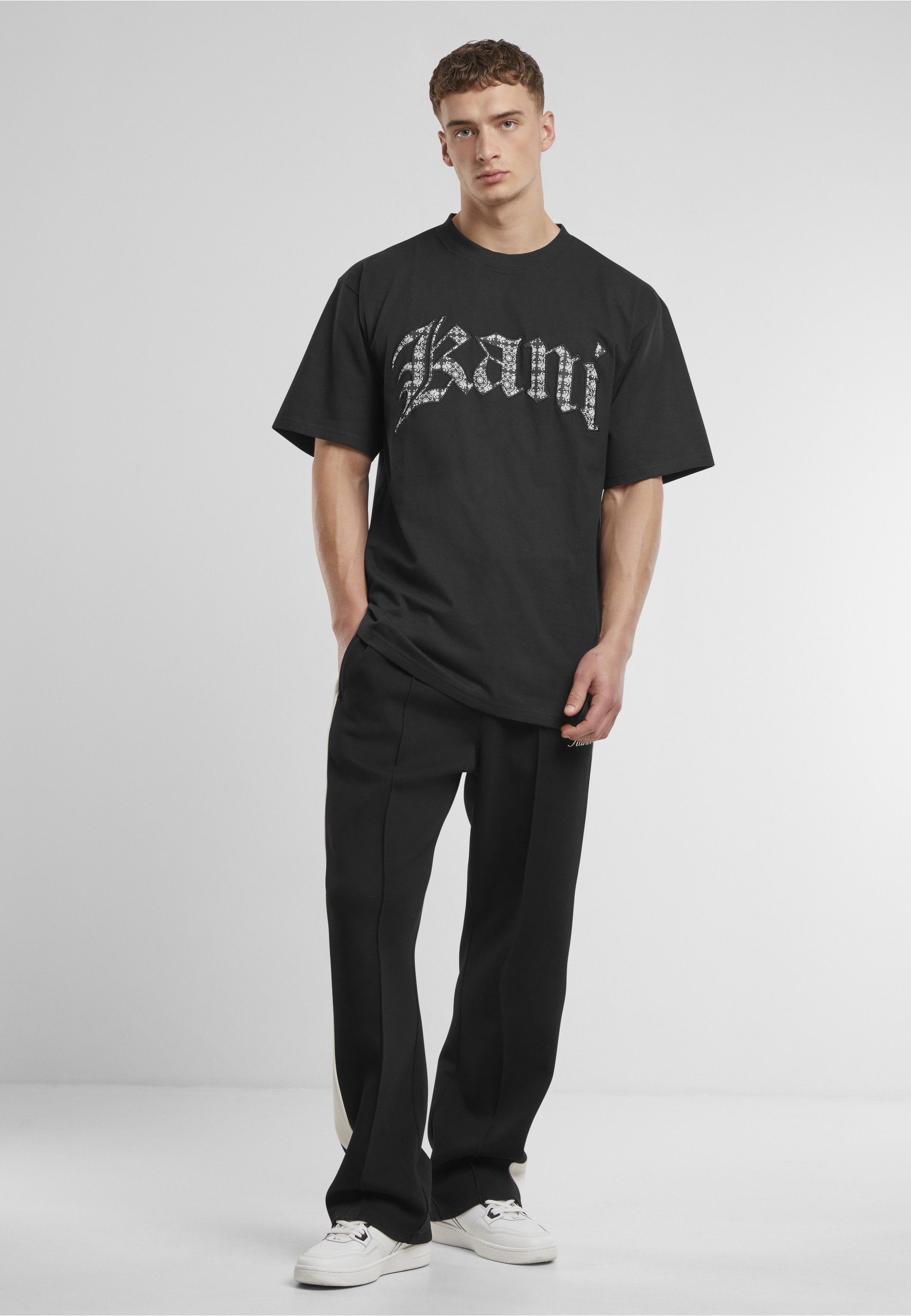 Karl Kani T-Shirt »Karl Kani Kani Paisley Letter T-Shirt« 1 Stk.