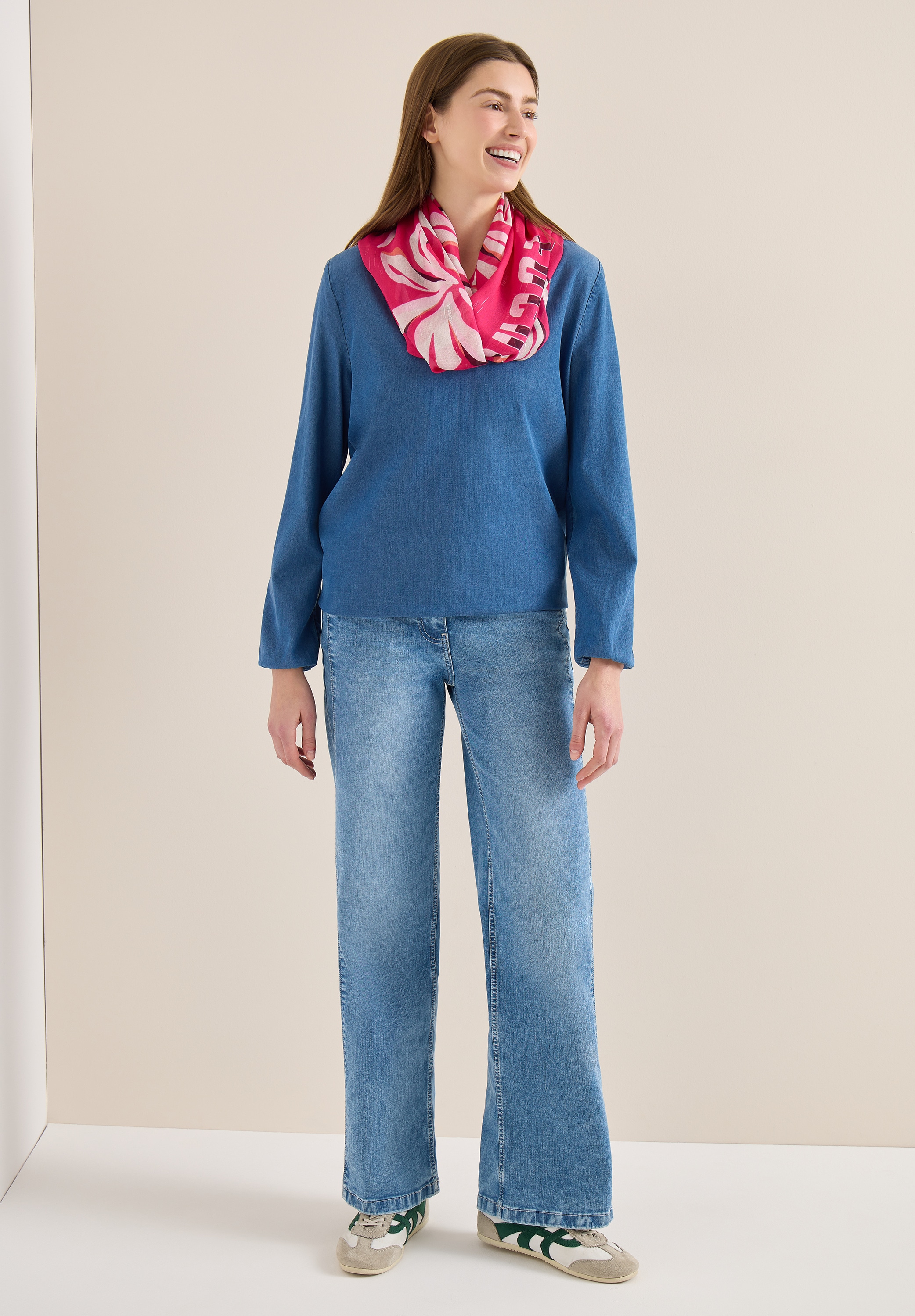 Cecil Loop aus Modal