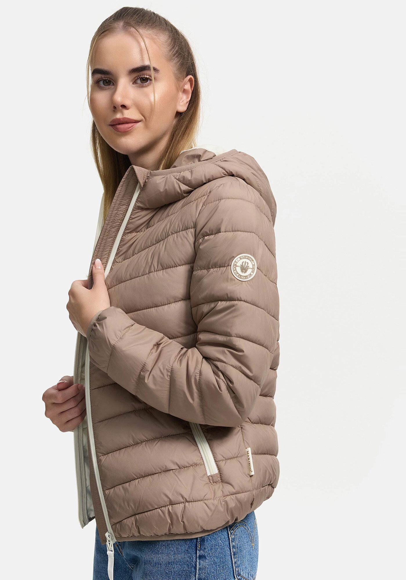 Marikoo Winterjacke »Pack mich ein«, Mit Kapuze und Beutel zum Verstauen der Jacke