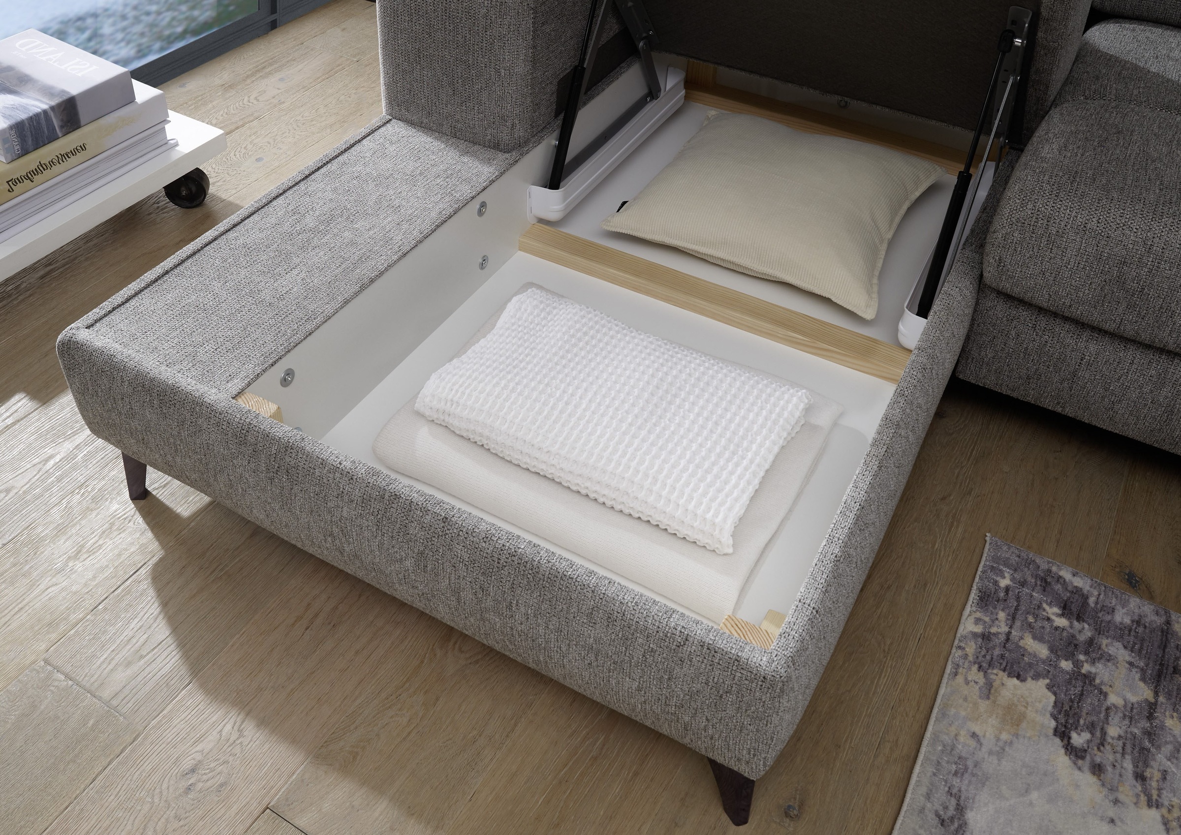 ED EXCITING DESIGN Ecksofa »Sydney L-Form mit Bettfunktion, Bettkasten, Kopfteilverstellung«, motorischer Sitztiefenverstellung, USB-Port & 2 Zierkissen