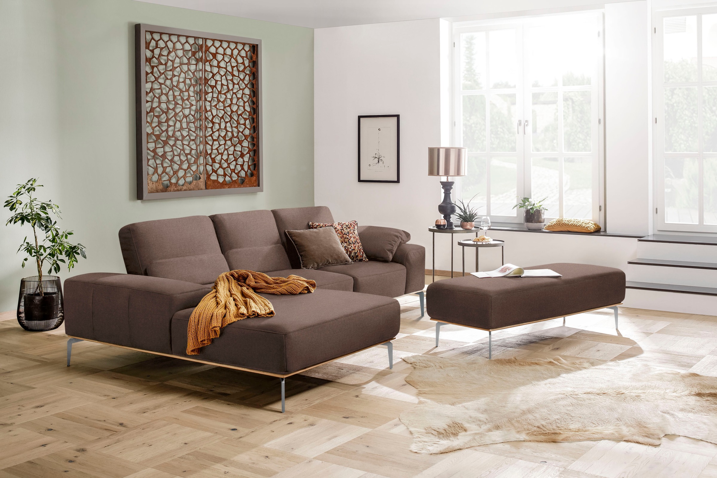 W.SCHILLIG Ecksofa »run, Designsofa mit tollem Sitzkomfort, L-Form«, mit elegantem Holzsockel, Füße in Chrom glänzend, Breite 279 cm