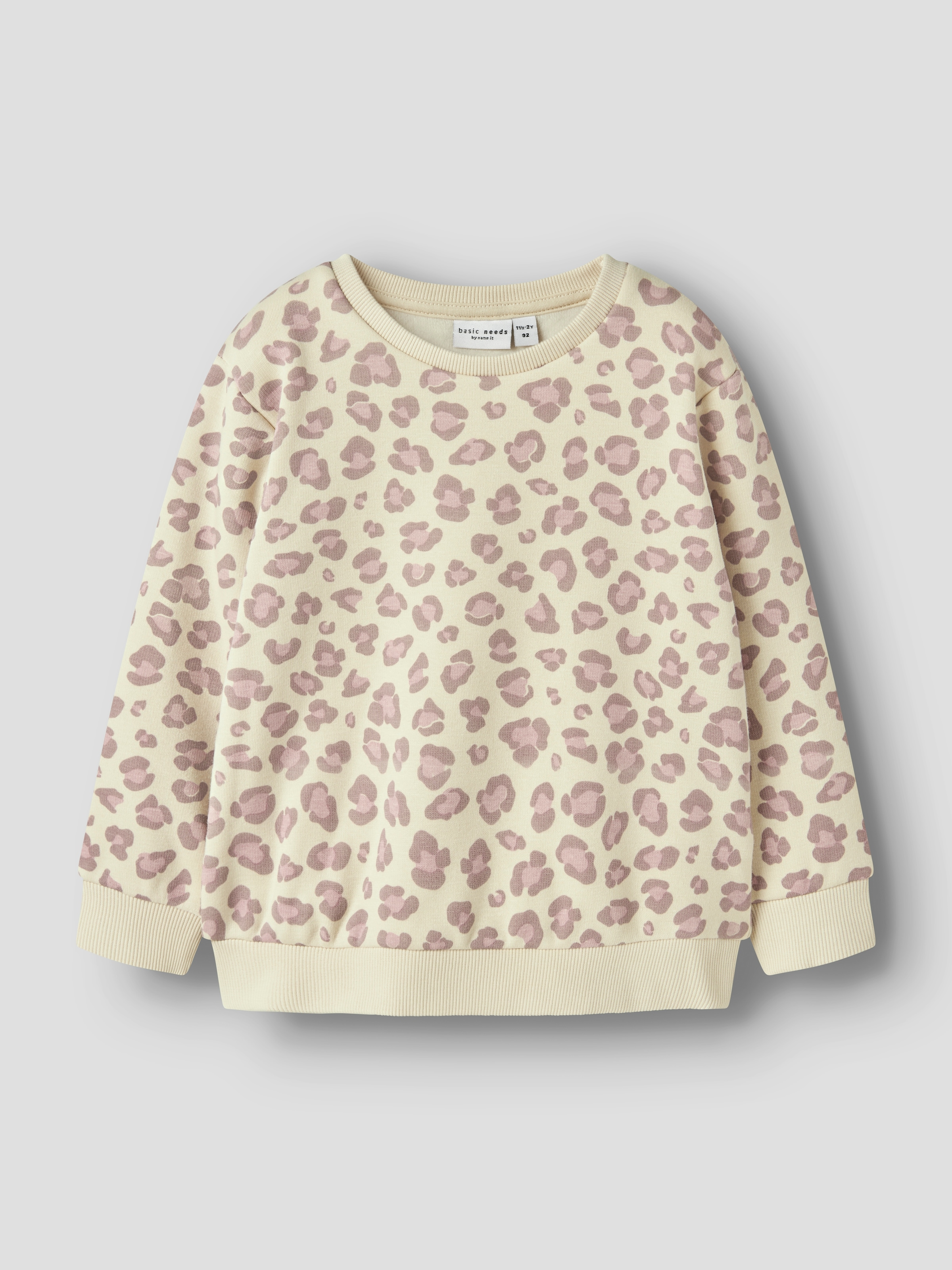 Name It Sweatshirt "NMFDAVINA LS SWEAT FLEECE BRU NOOS", in klassischer Form und mit tollem Alloverprint