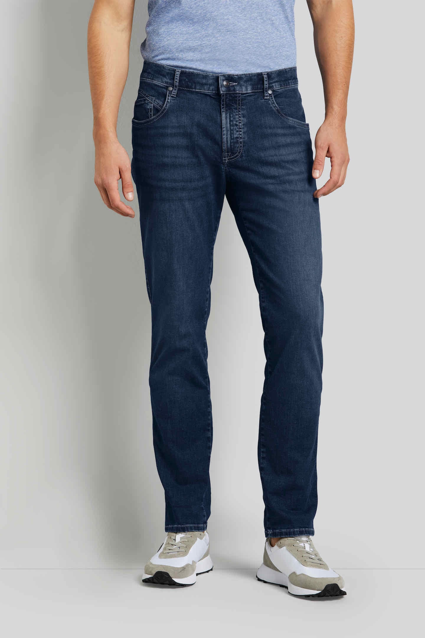 bugatti 5-Pocket-Jeans, mit Used-Waschung