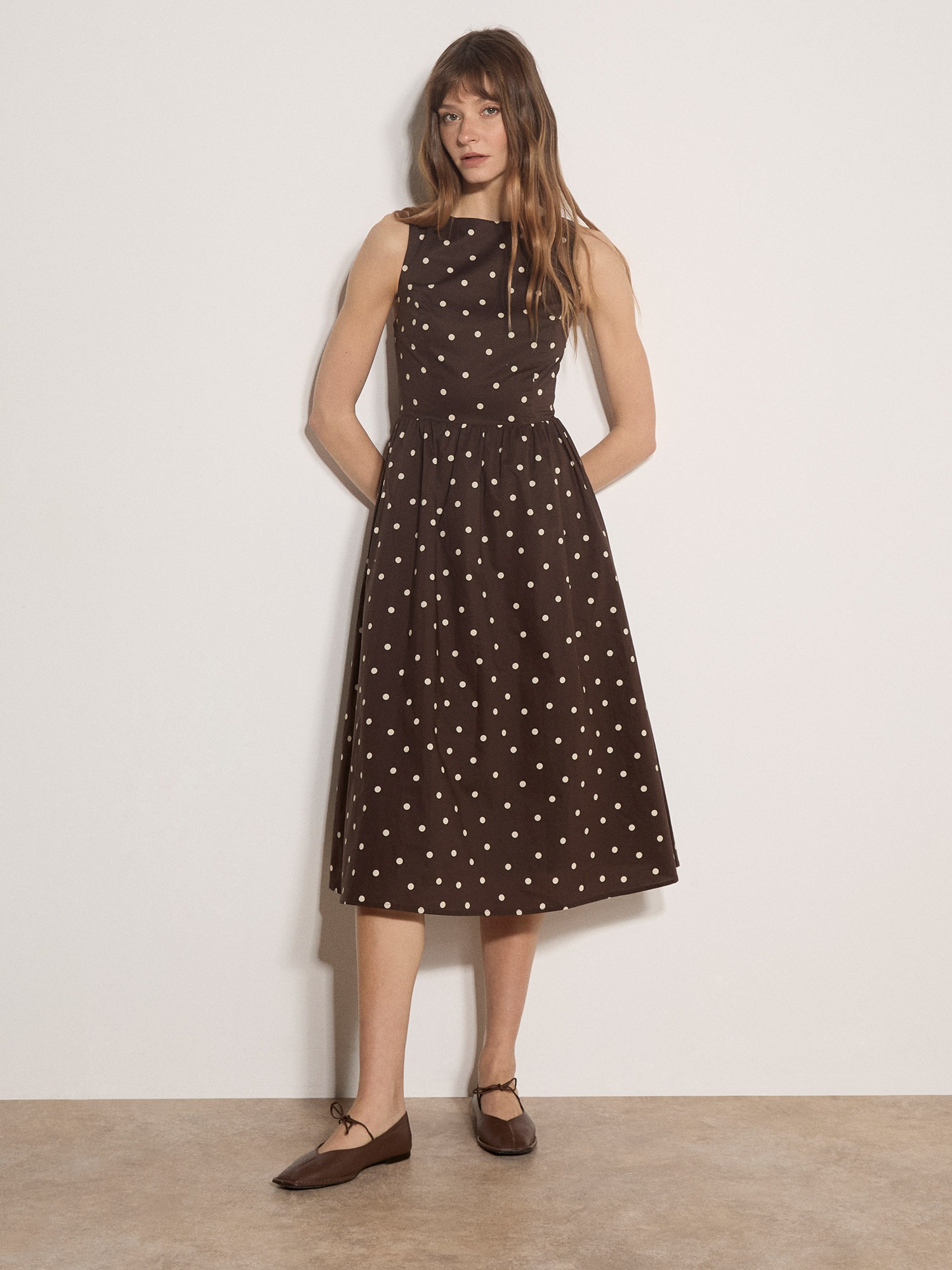 Apricot Midikleid "Kleid mit Polka-Dot-Muster" mit Schlüssellochausschnitt am Rücken