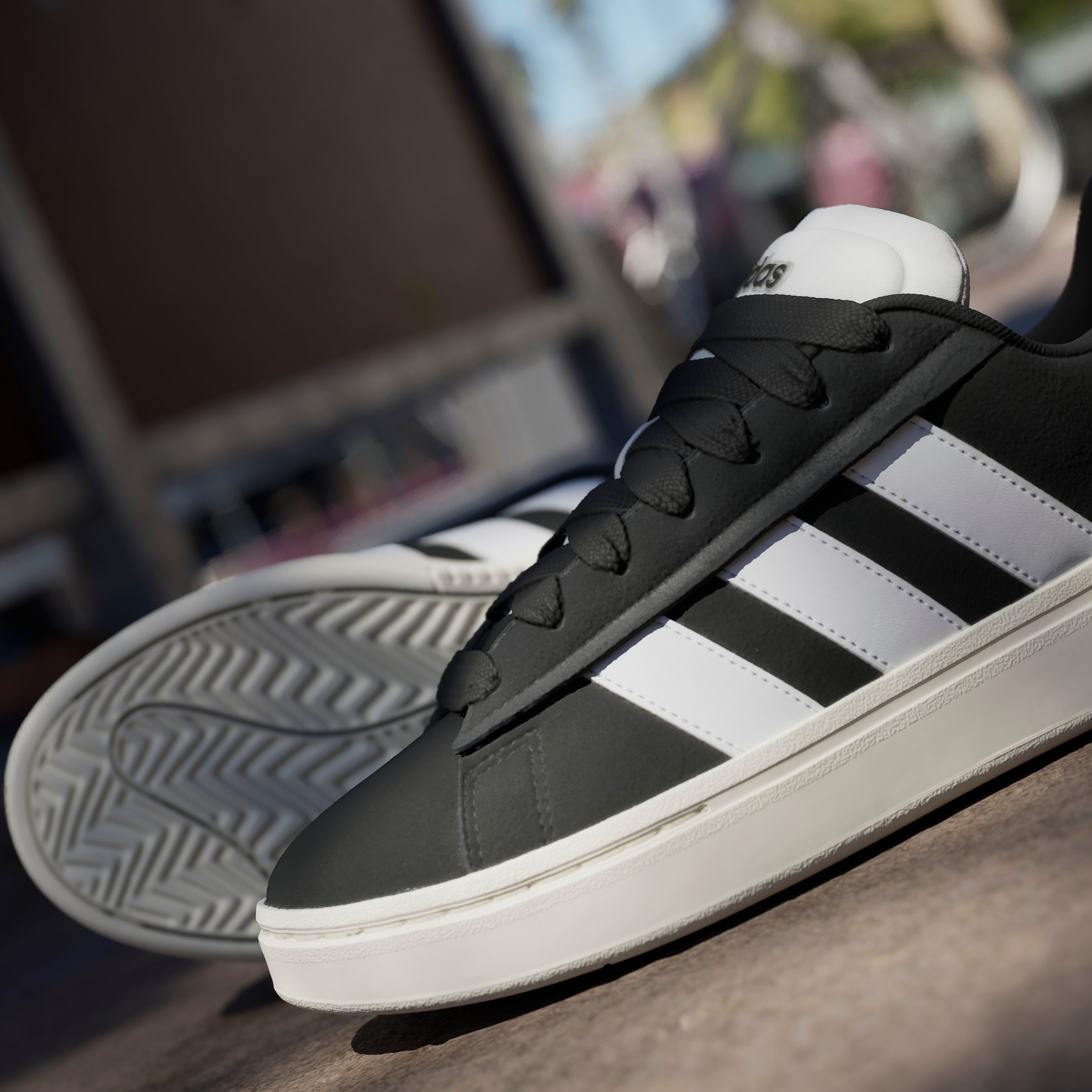 adidas Sportswear Sneaker »GRAND COURT ALPHA«, Design inspiriert vom adidas Campus 00