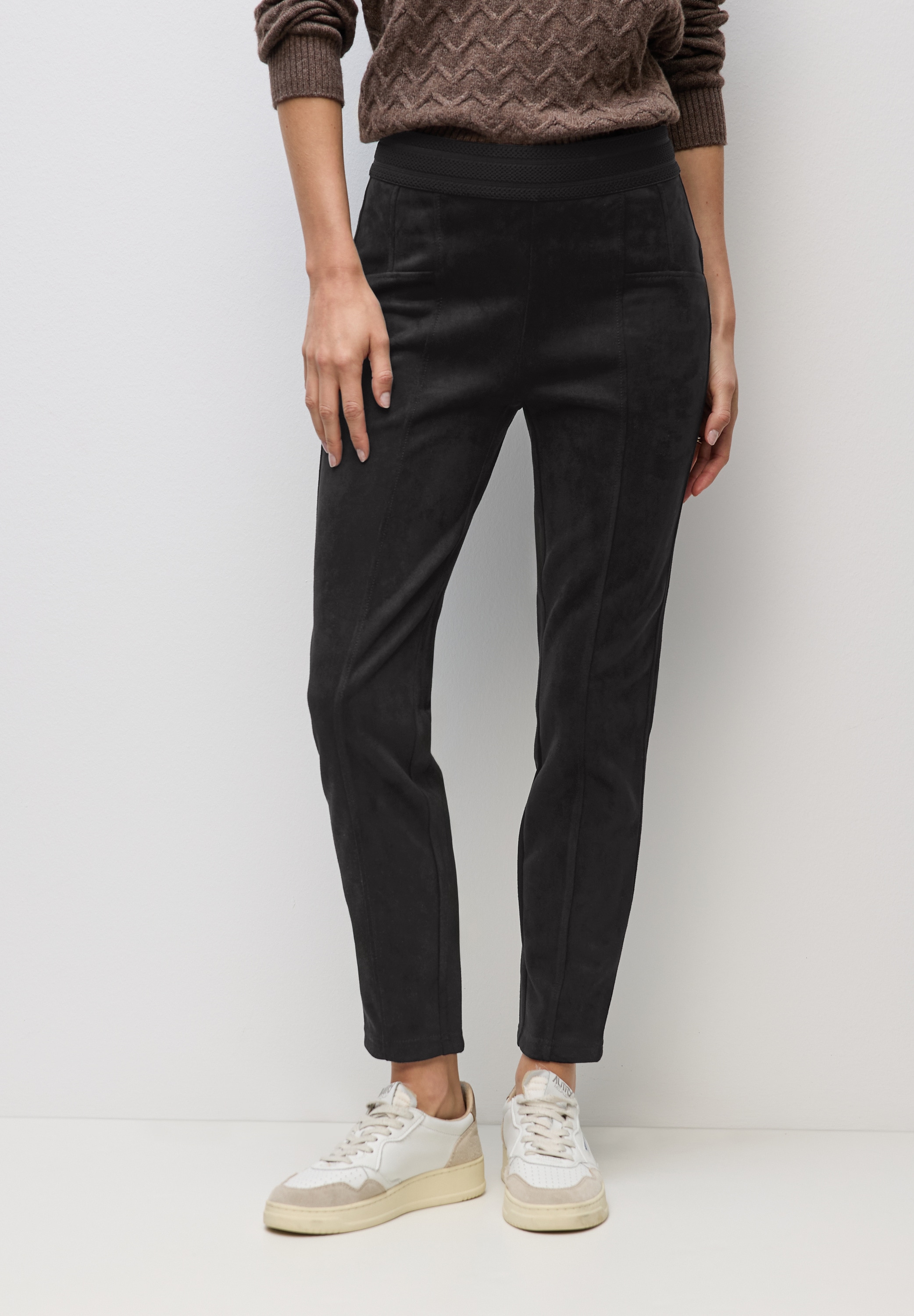 STREET ONE Stoffhose, aus Velour günstig online kaufen