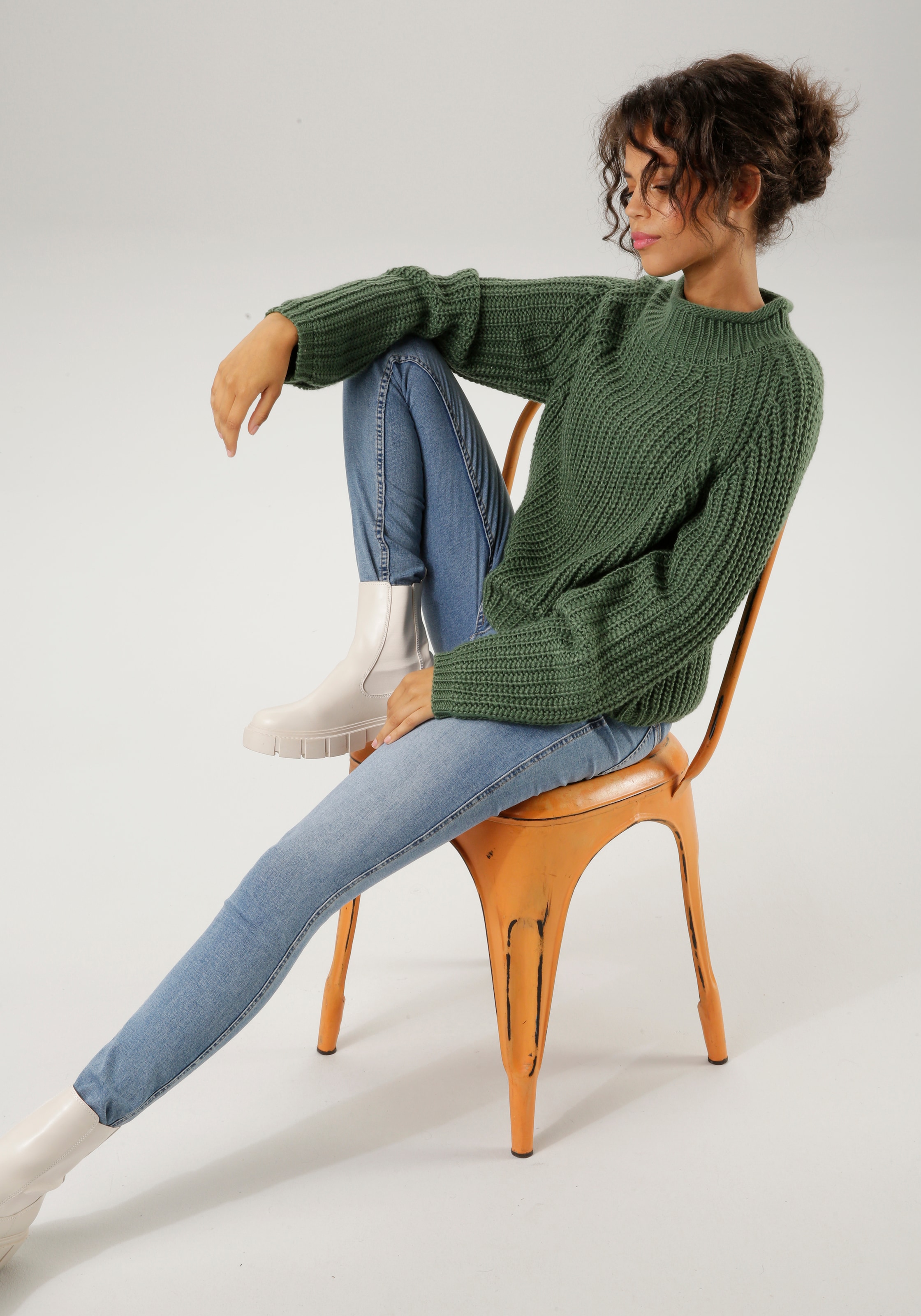 Aniston CASUAL Strickpullover, mit Rollkante am Stehkragen