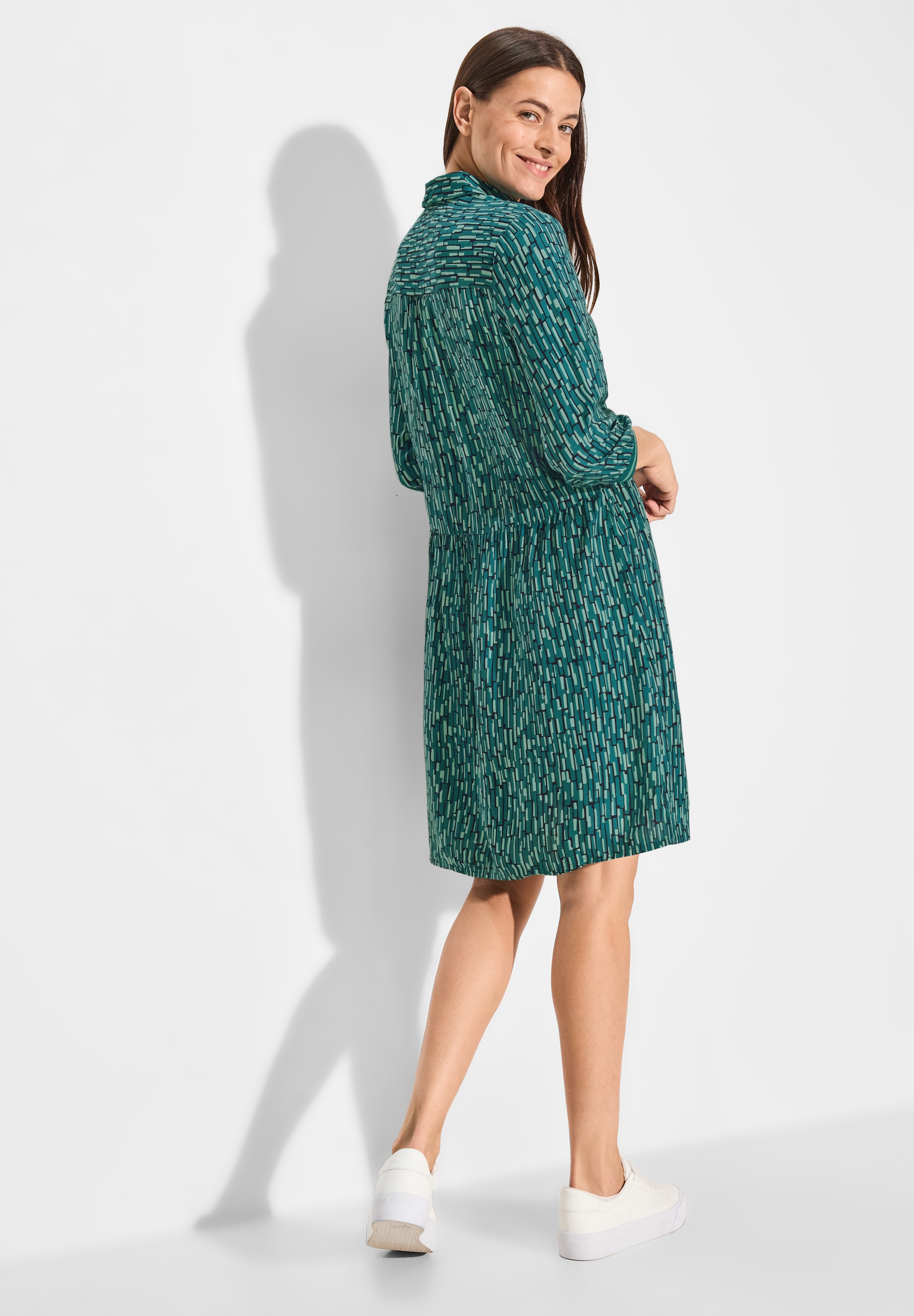 Cecil Sommerkleid, mit Knopfleiste