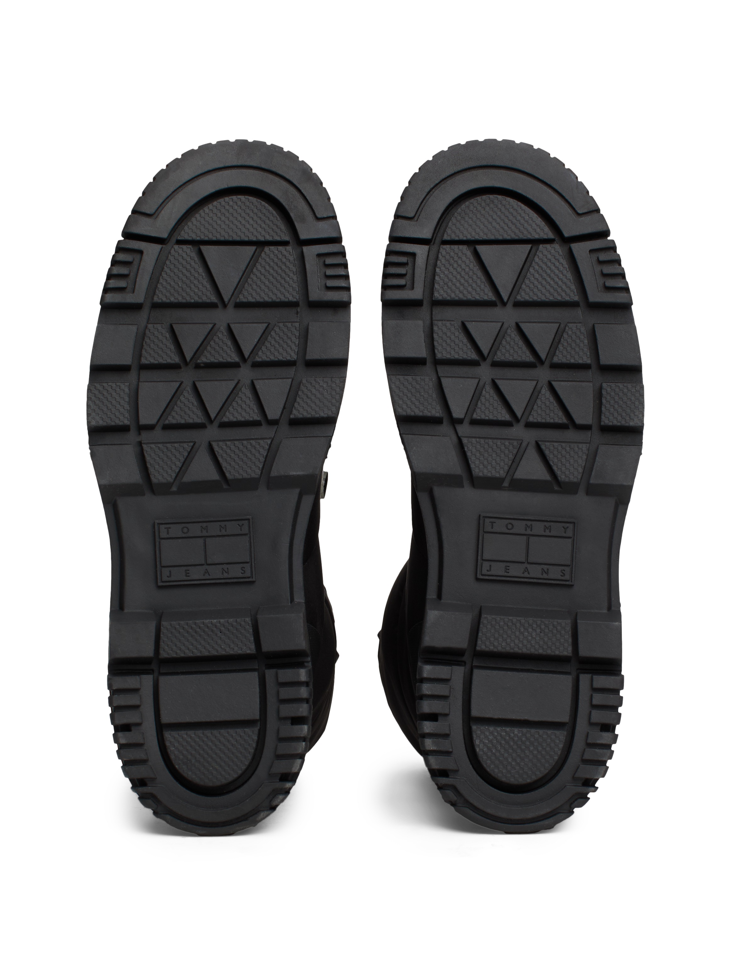 Tommy Jeans Snowboots »TJM SNOW BOOT«, Plateau,Schneeschuh,Outdoorschuh,Stiefel zum Schlupfen, schmale Form