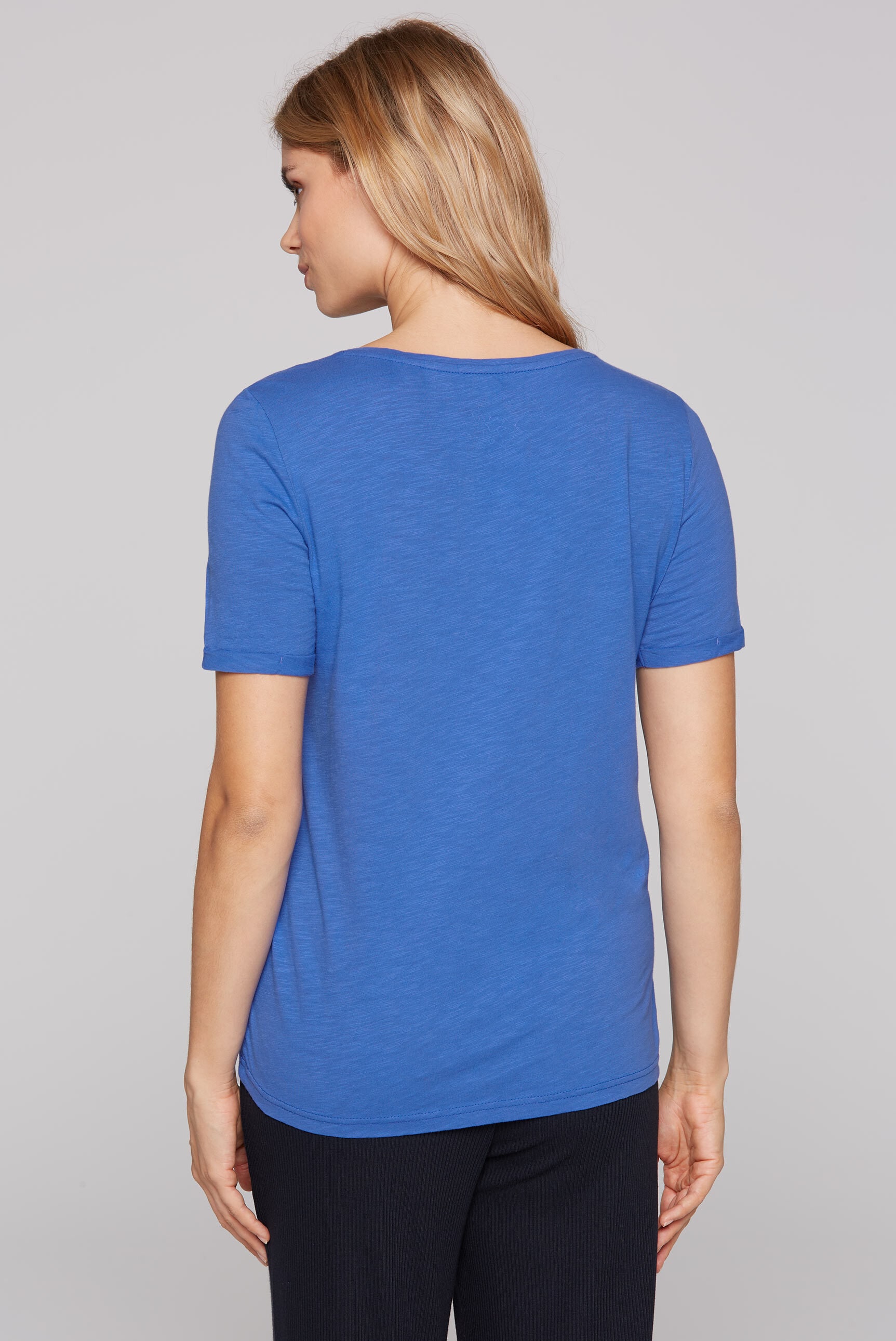 SOCCX Rundhalsshirt, mit Turn-Up-Ärmel
