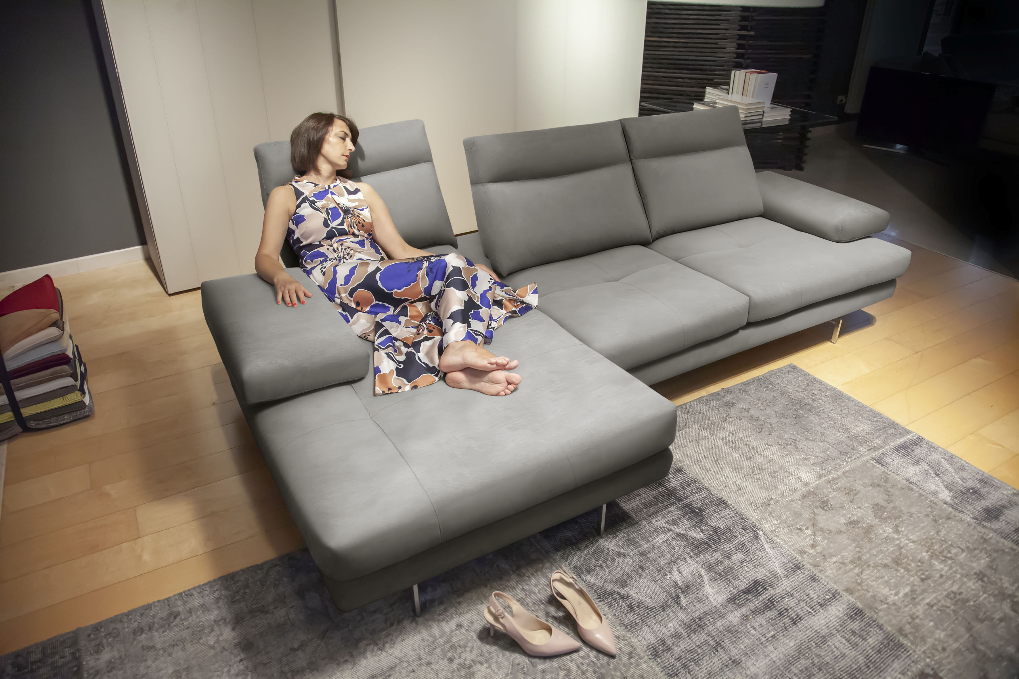 CALIA ITALIA Ecksofa "Toby Wing, B/T: 278/153 cm, Designsofa mit hohem Sitzkomfort, L-Form" inklusive Sitztiefenverstellung, Füße in chrom glänzend
