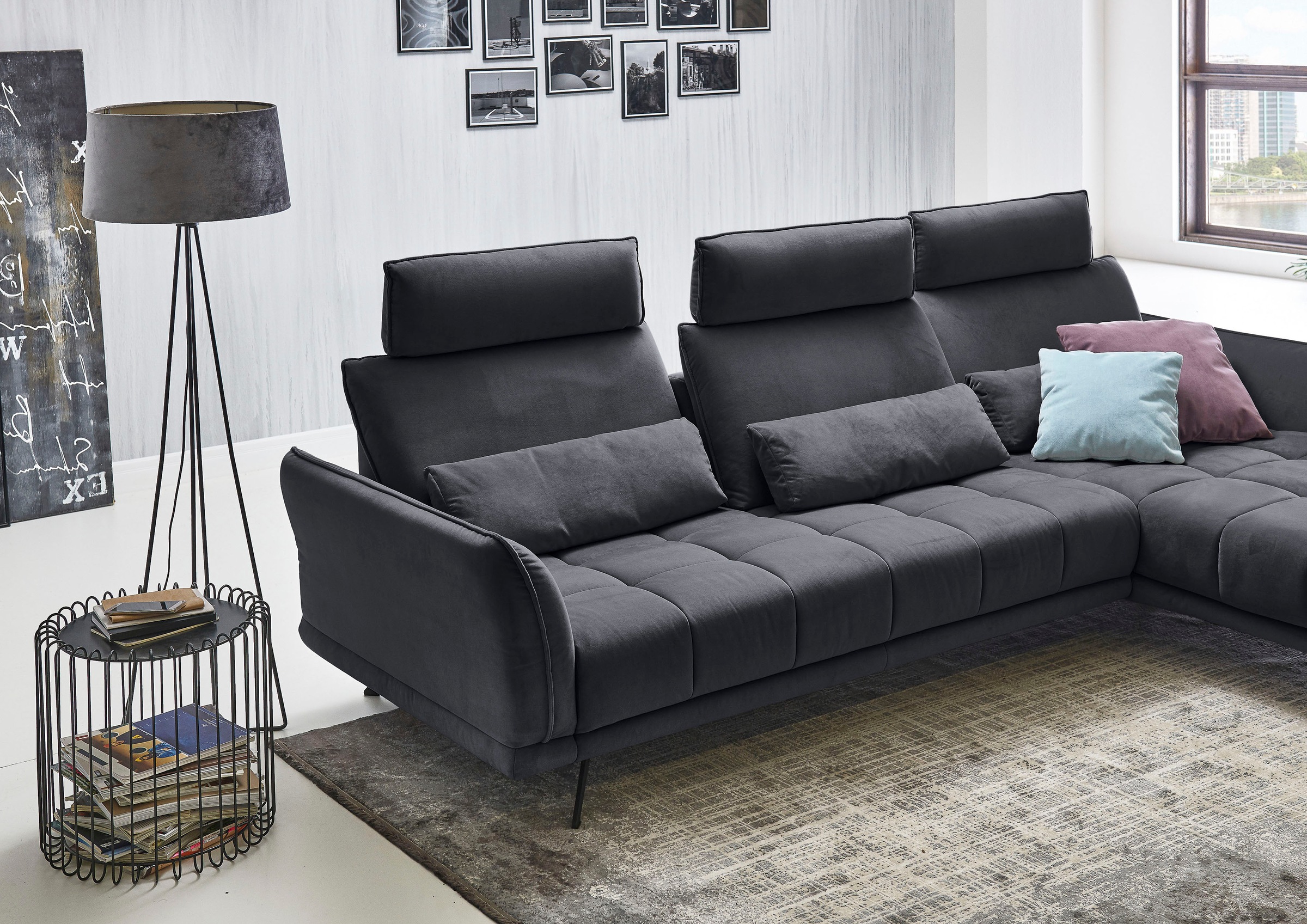 Die PlanBar Ecksofa »MP-IN20041 L-Form«, optional Sitztiefenverstellung und Kopfstützen