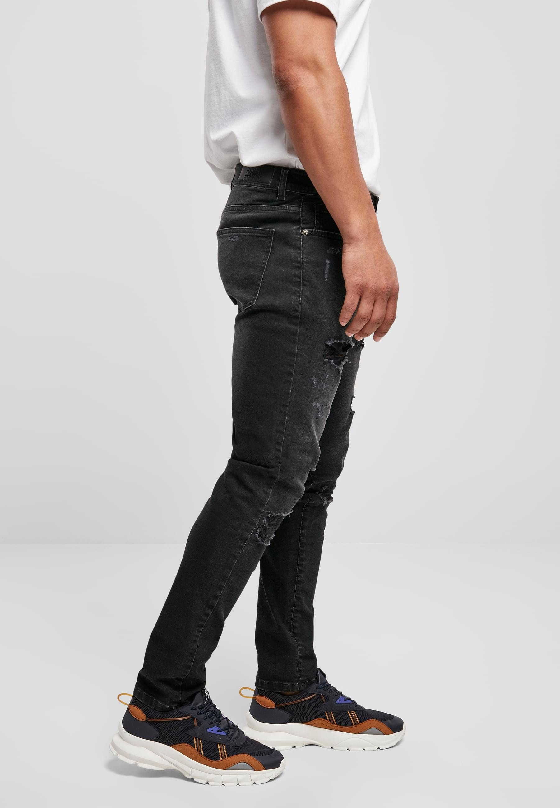 URBAN CLASSICS Bequeme Jeans »Urban Classics Herren Heavy Destroyed Slim Fit Jeans«, (1 tlg.)