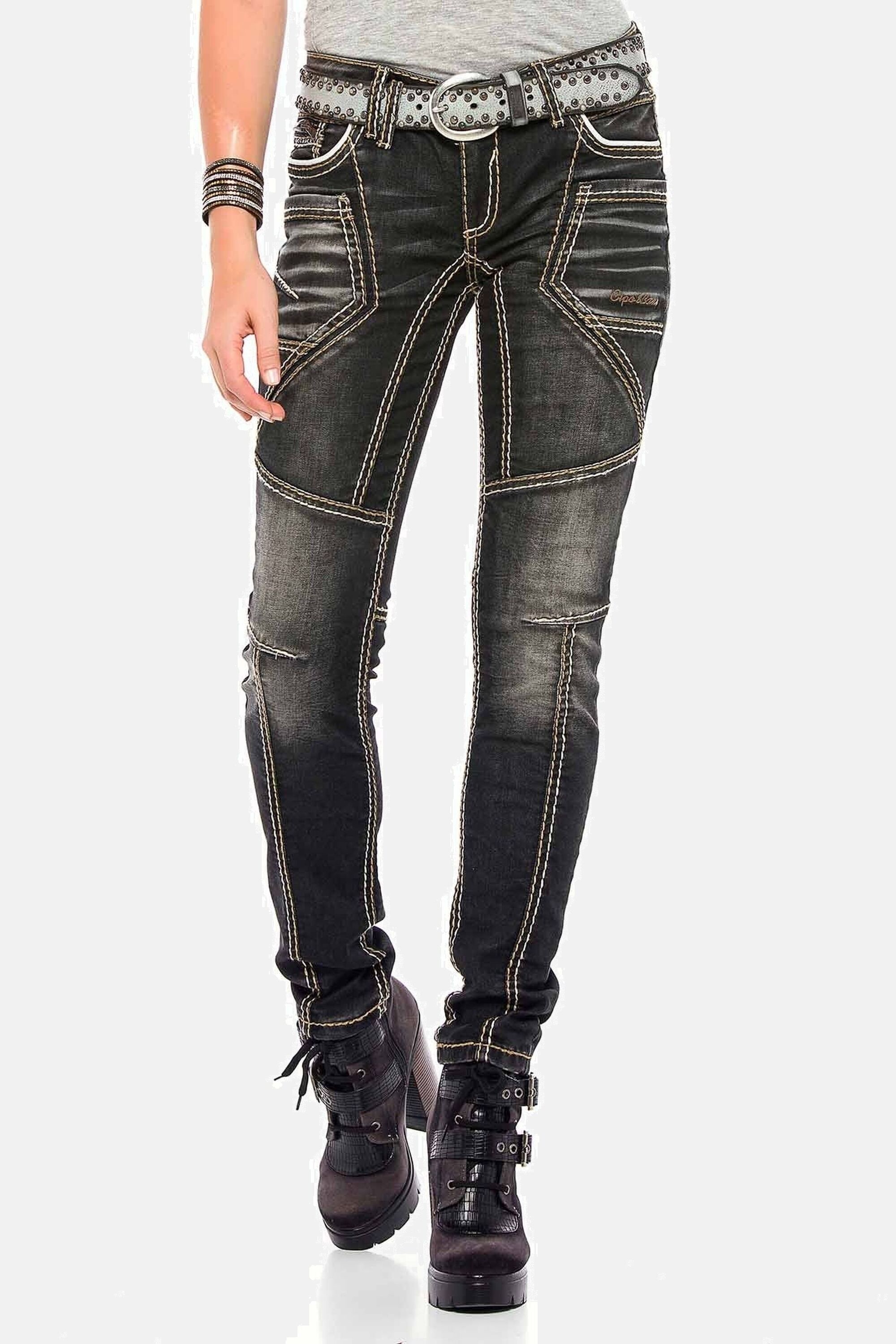 Cipo & Baxx Slim-fit-Jeans "Jeans", mit extravagantem Nahtdesign, WD382