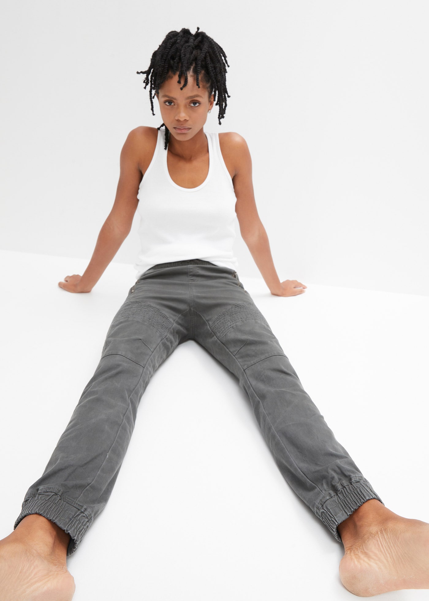 bonprix Stoffhose »Hose mit Biker-Details«  Hose mit Biker-Details