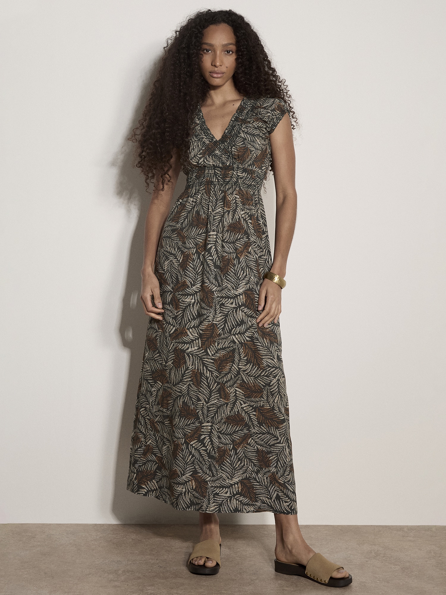 Apricot Maxikleid "Maxikleid" mit Smokdetails