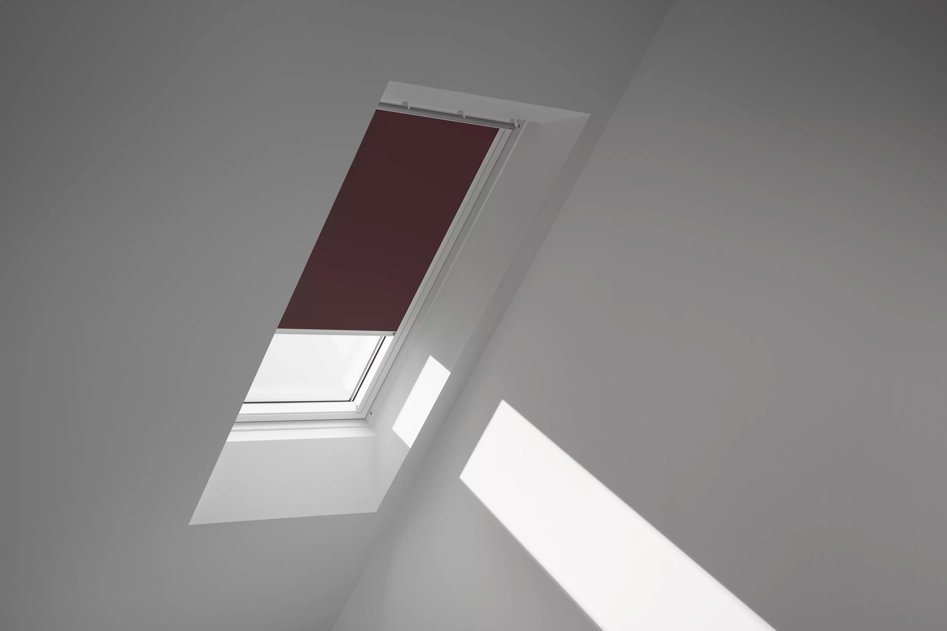 VELUX Verdunklungsrollo »DKL 4559SWL, Farbe: rehbraun«, verdunkelnd, ohne Bohren, in Führungsschienen, weiße Führungsschienen & Griffleiste