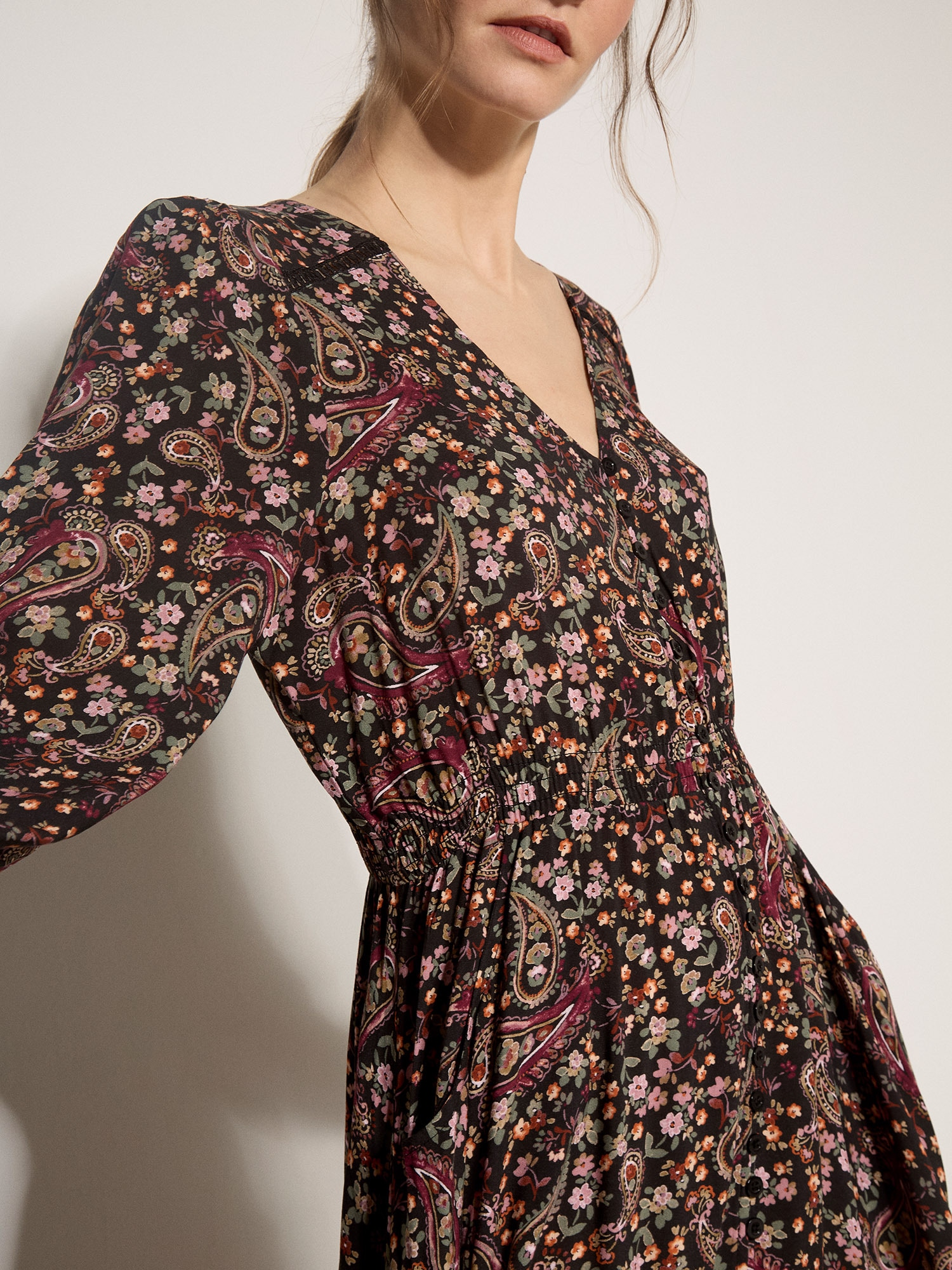 Apricot Maxikleid »Paisley-Blumen-Kleid in langer Länge« mit Spitzendetails